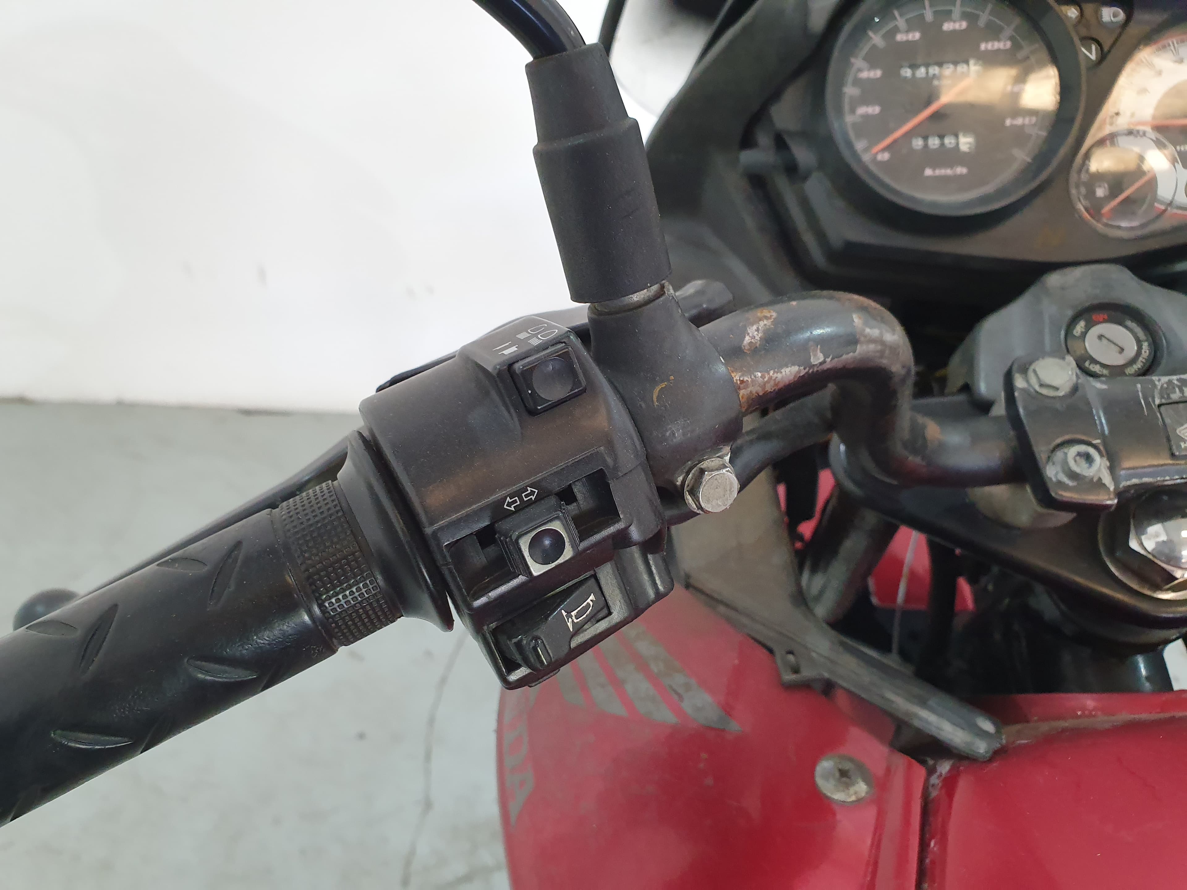 HONDA CBF 125 · Ano 2013 — imagen 8