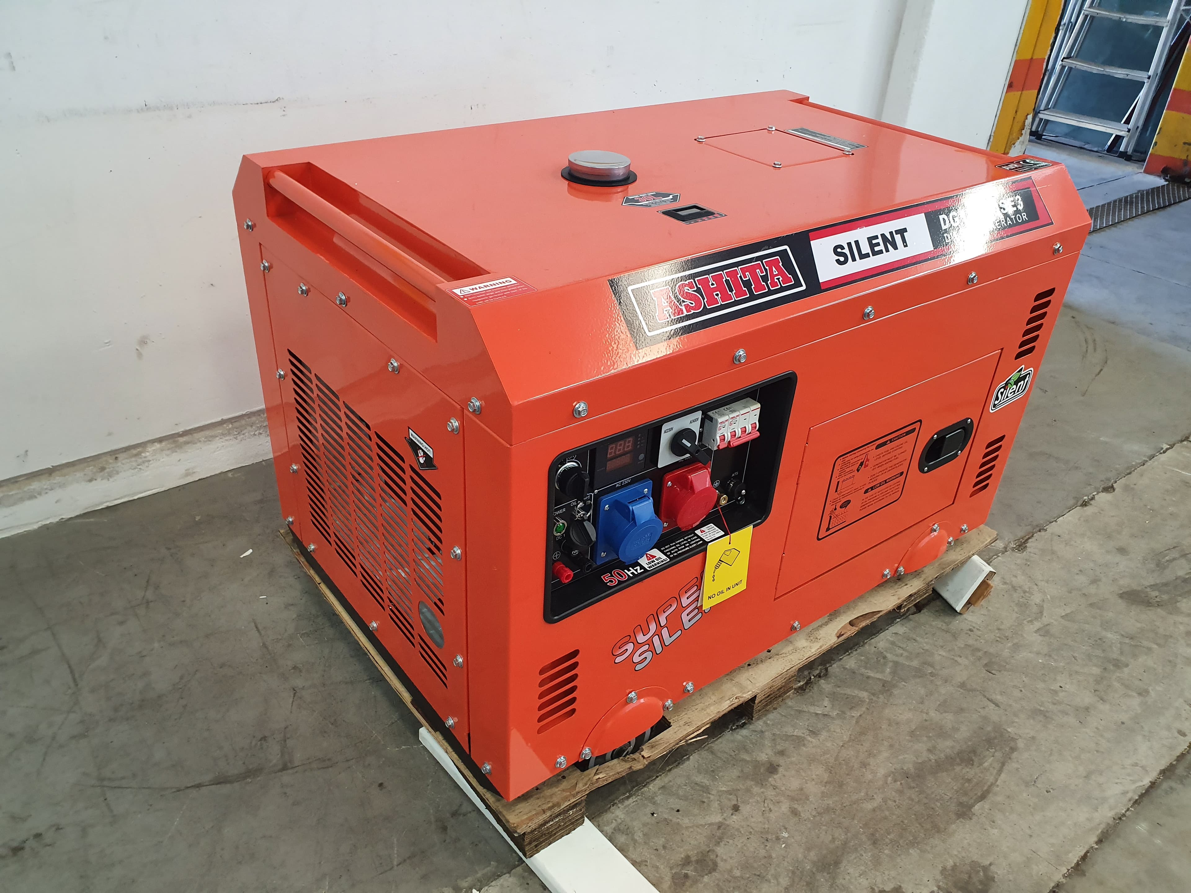 Gerador Ashita DG11000SE3 · Ano 2023 — imagen 2