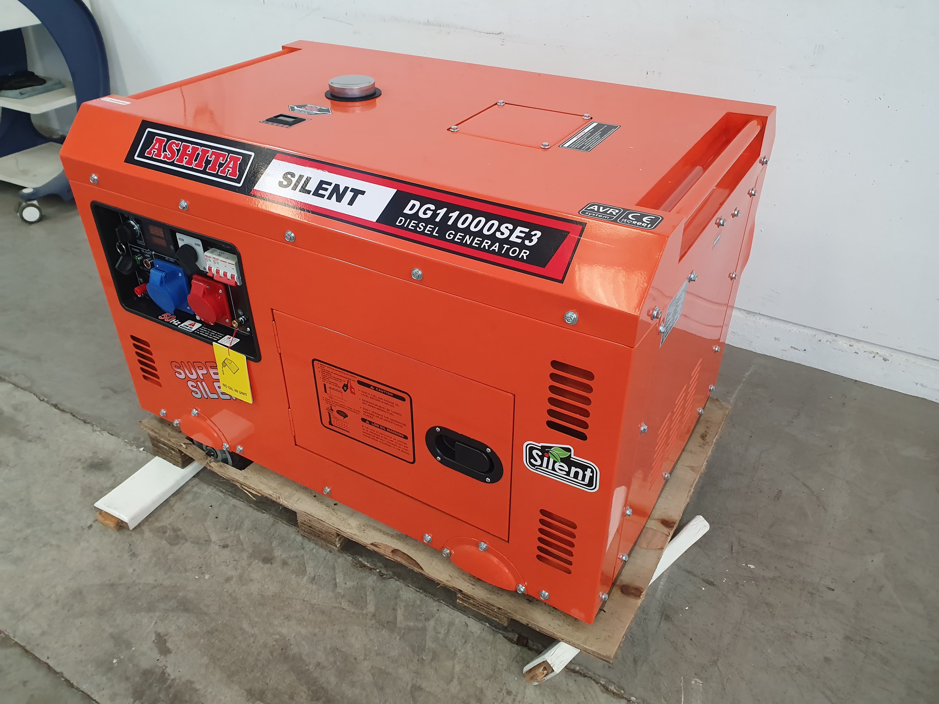 Gerador Ashita DG11000SE3 · Ano 2023 — imagen 3