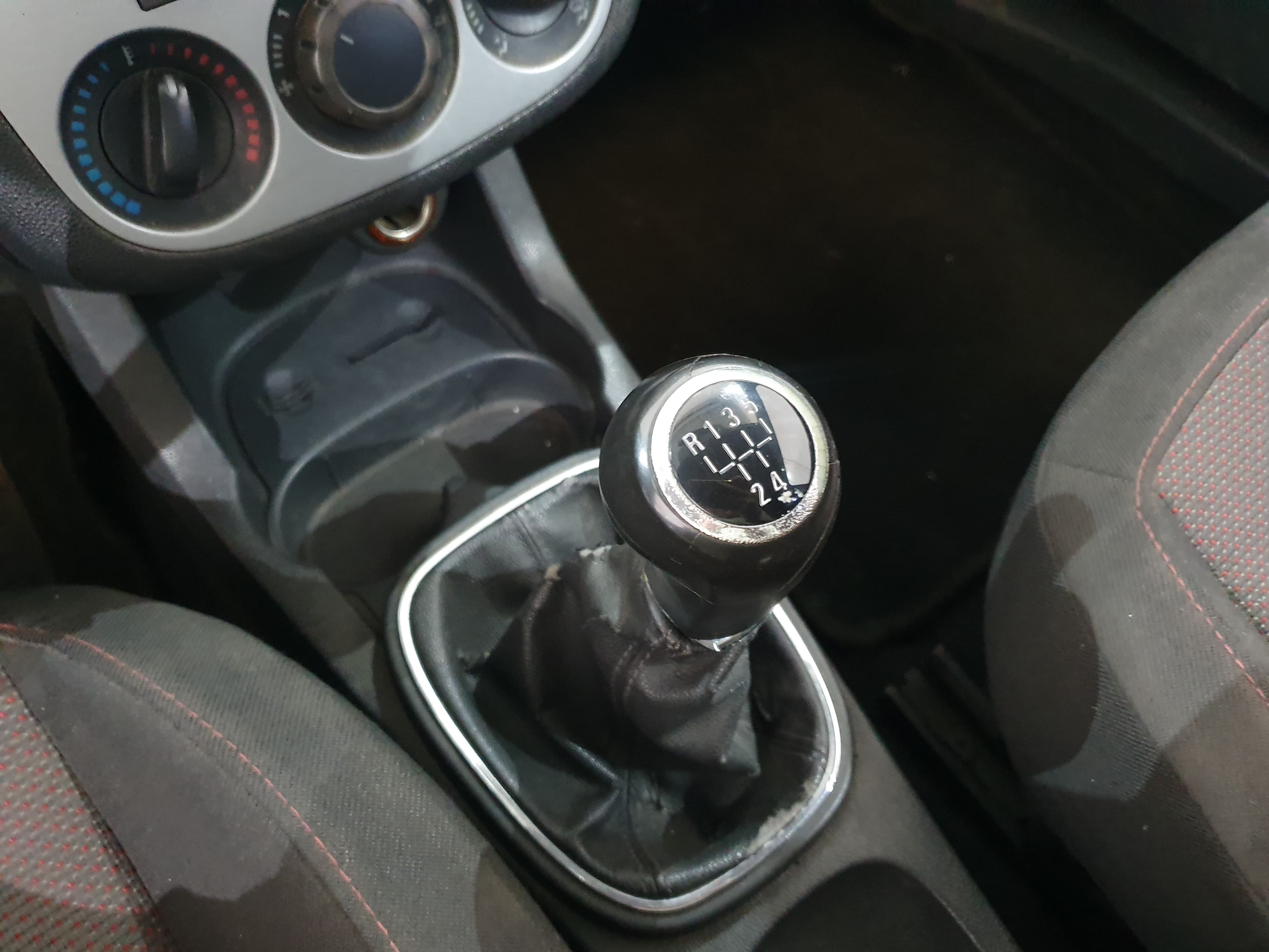 Opel Corsa · Ano 2007 — imagen 41