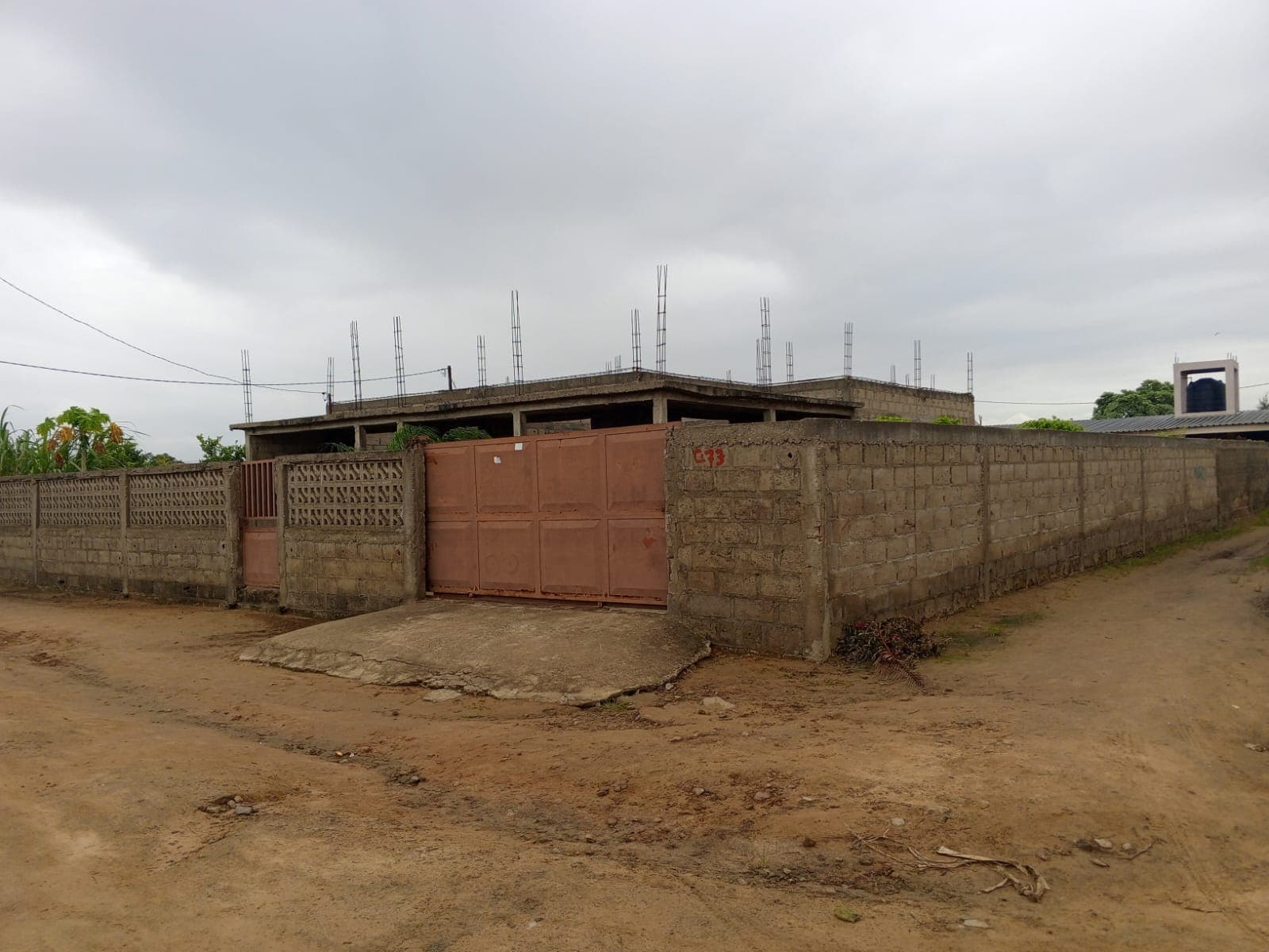Moradia inacabada T3 — imagen 4