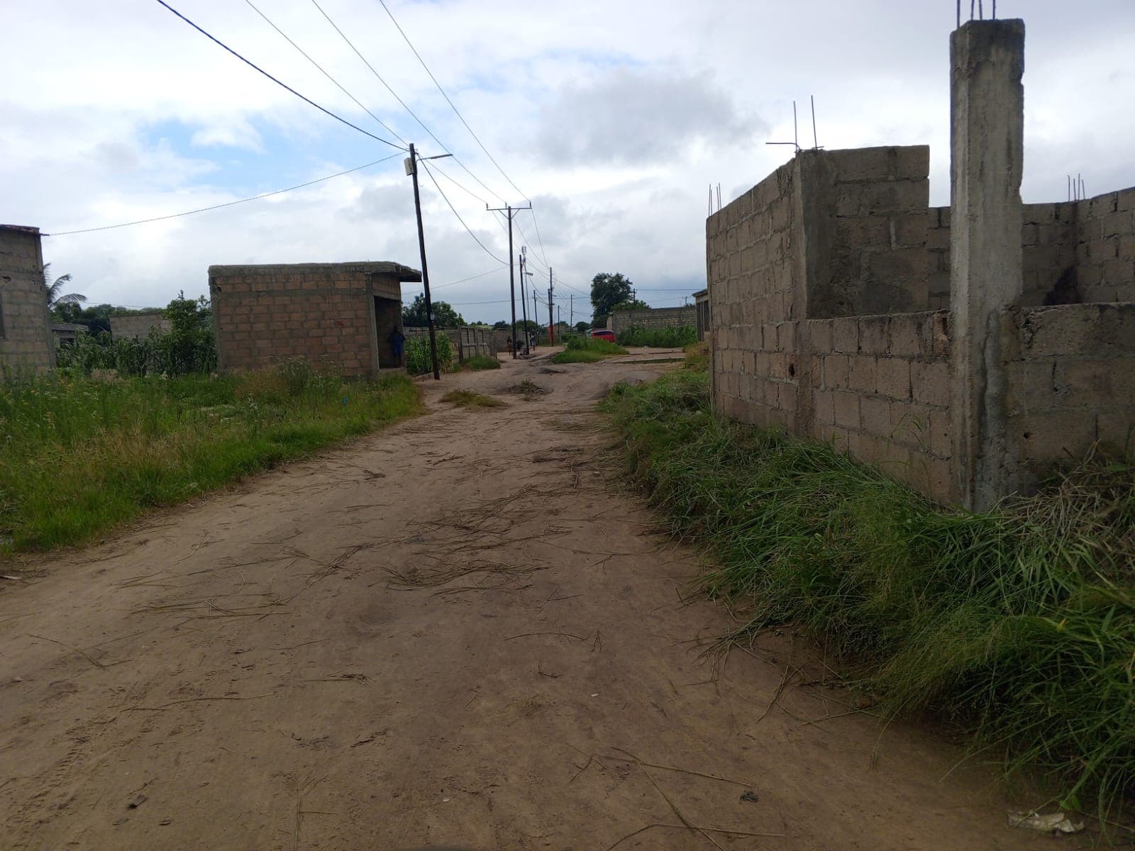 Moradia inacabada T3 — imagen 10