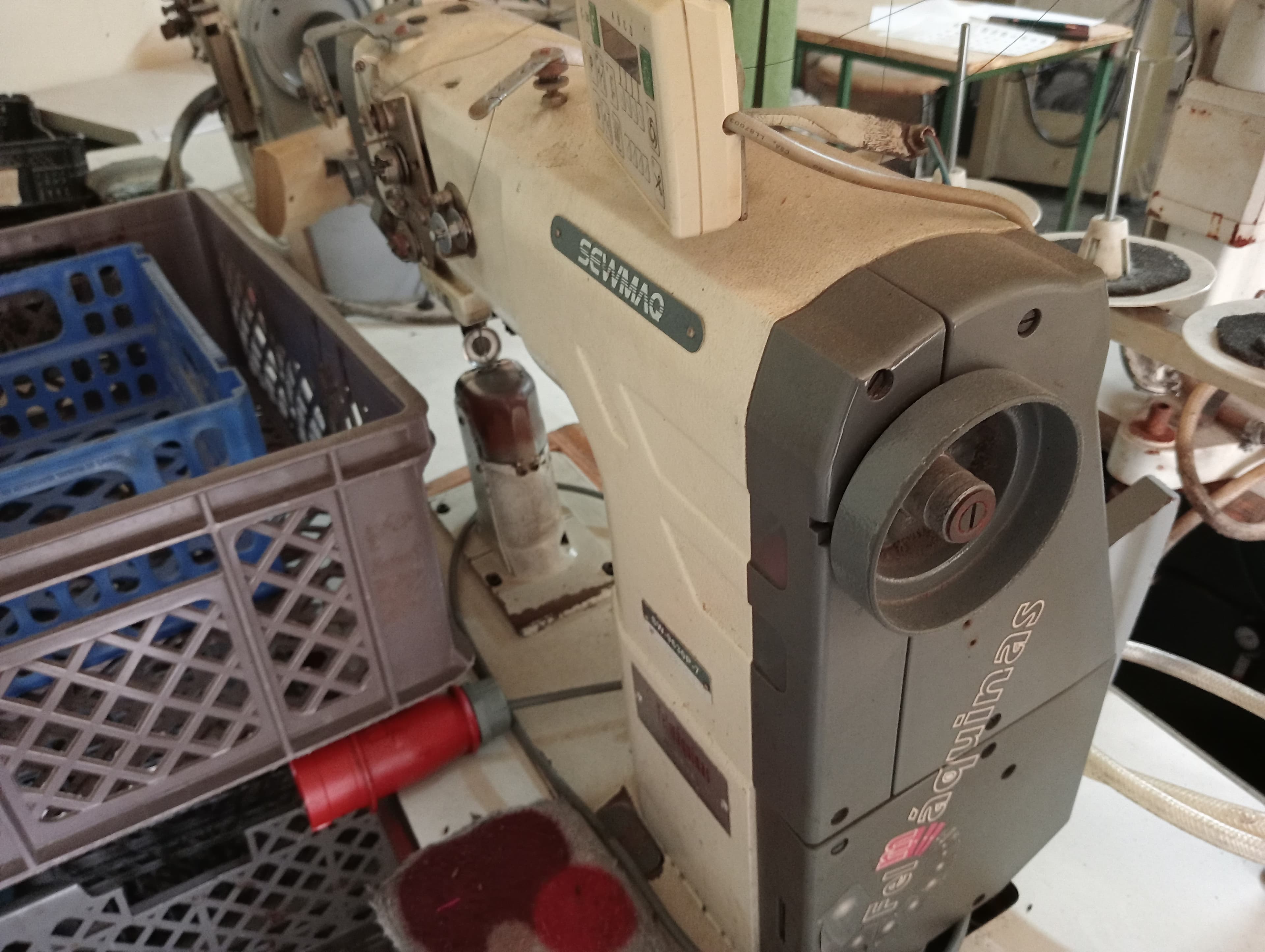 Máquina de coluna alta — imagem 2