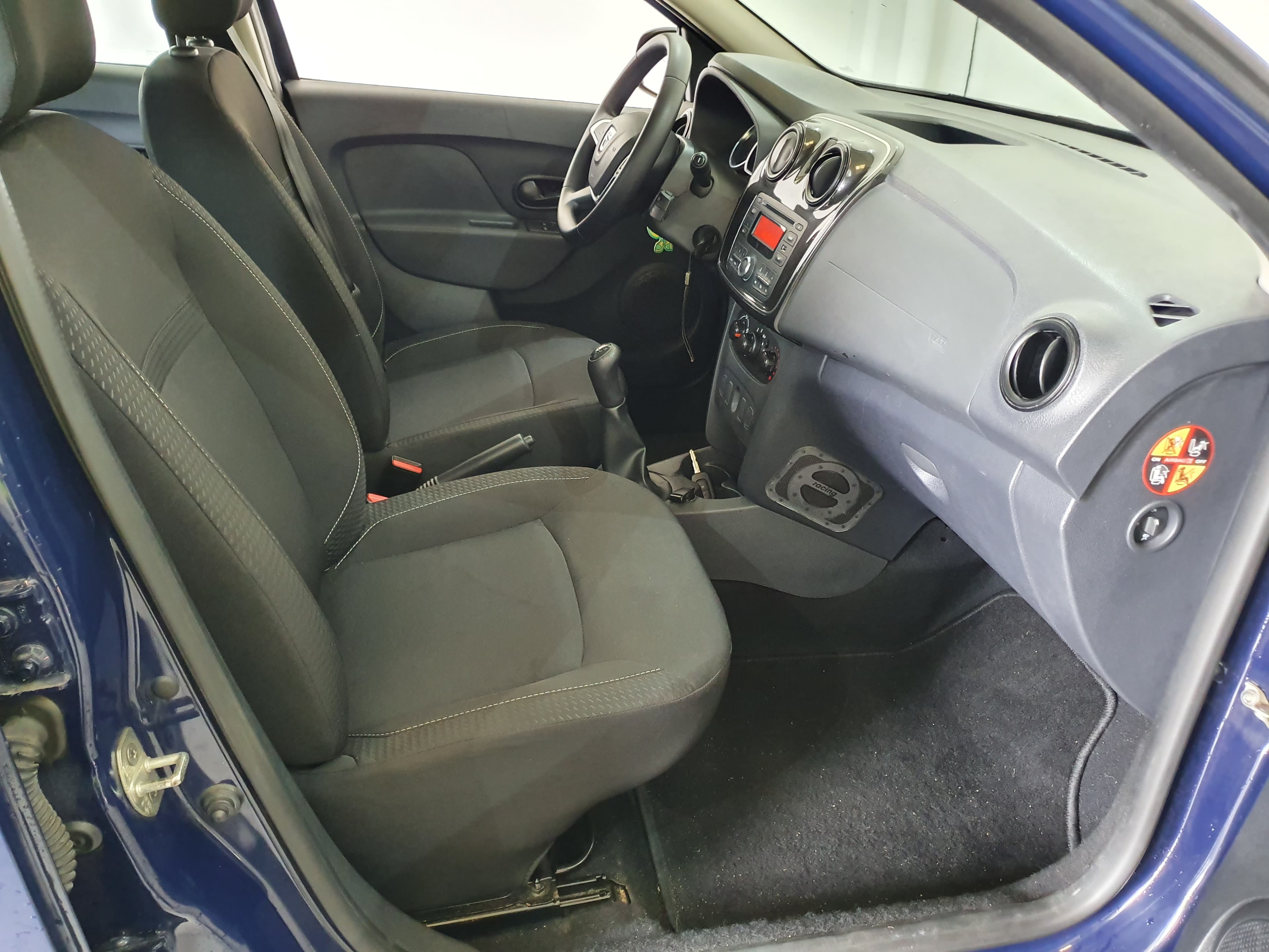 Dacia Sandero · Ano 2018 — imagen 24