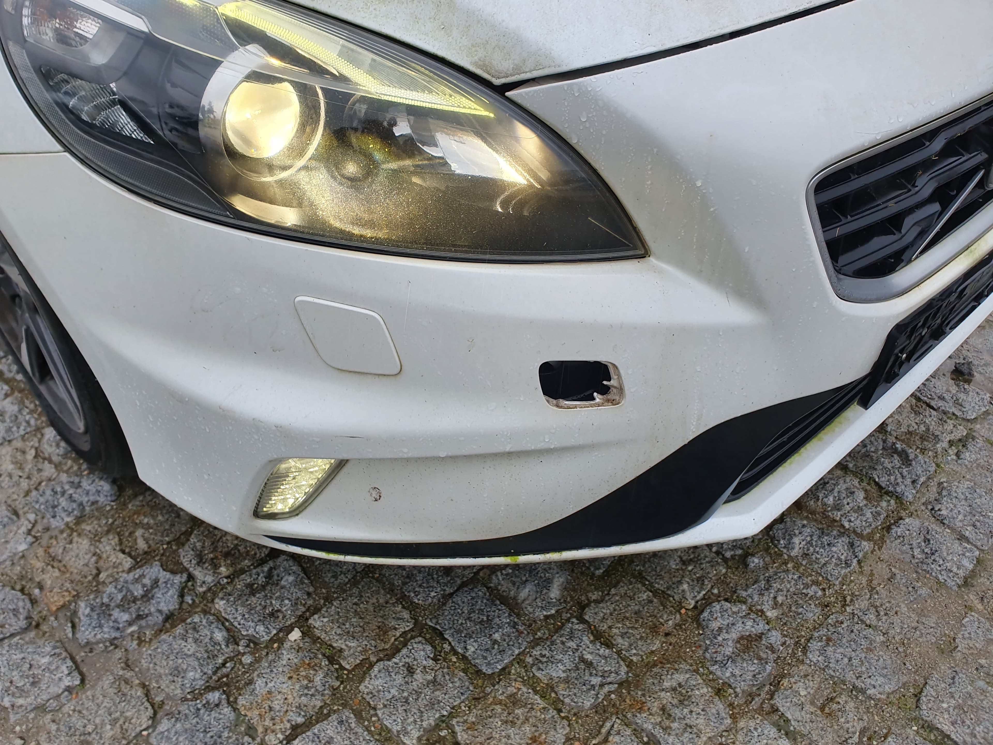 Volvo V40 · Ano 2015 — imagen 8