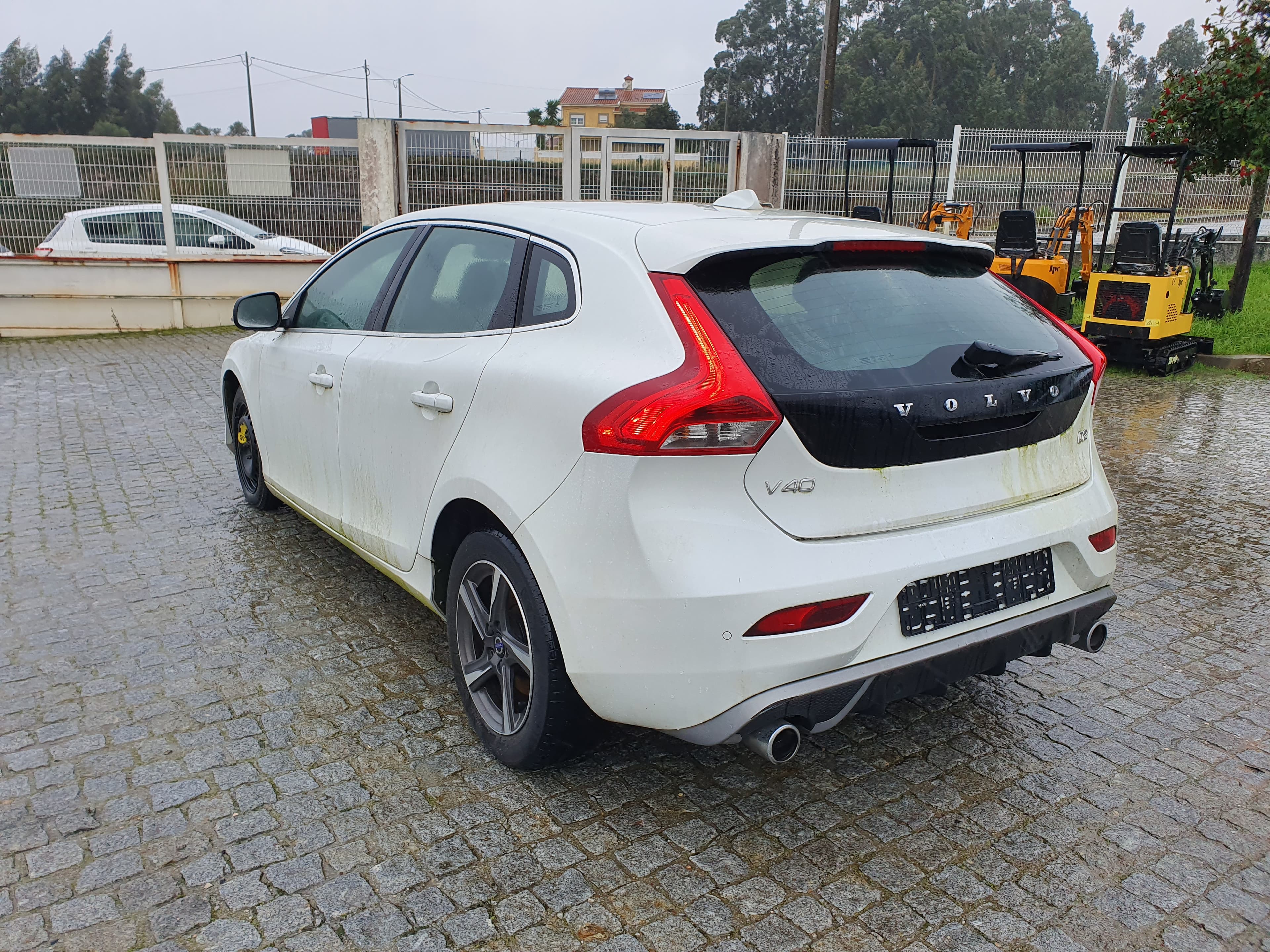 Volvo V40 · Ano 2015 — imagen 6
