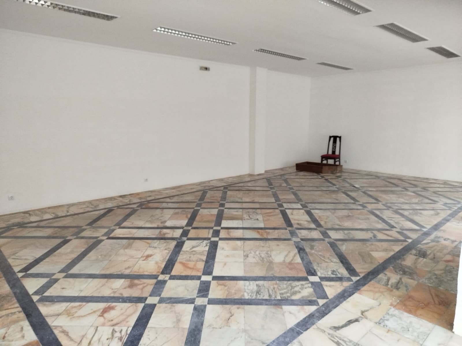 Loja · Avenidas Novas, Lisboa — imagen 4