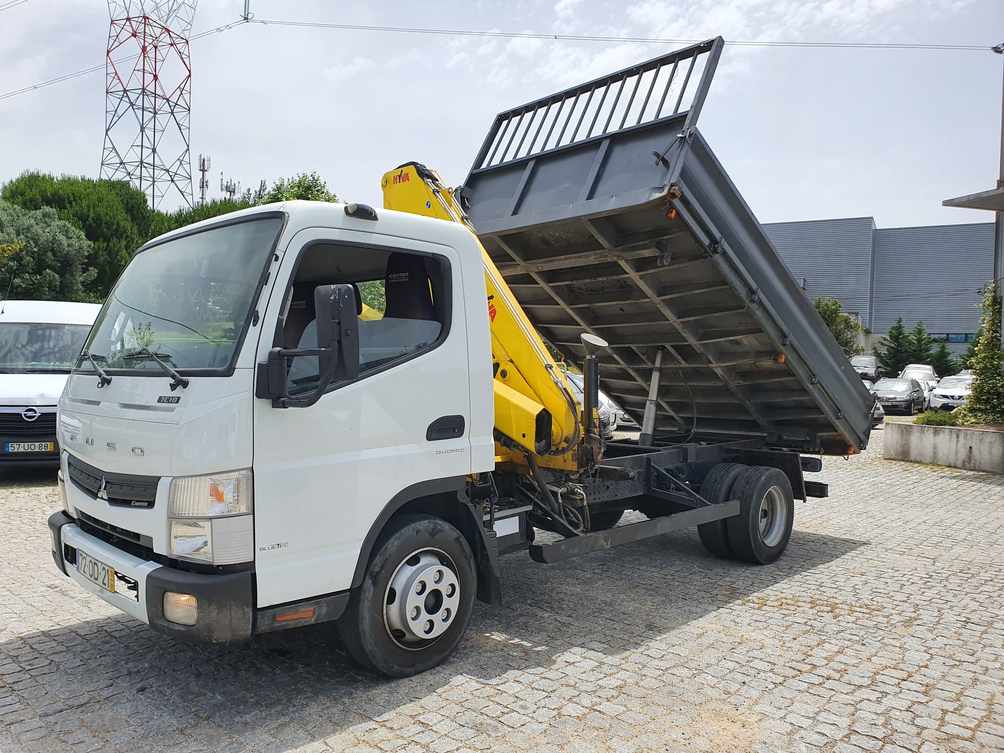 Mitsubishi Canter Fuso 7C18 · Ano 2013 — imagem 10