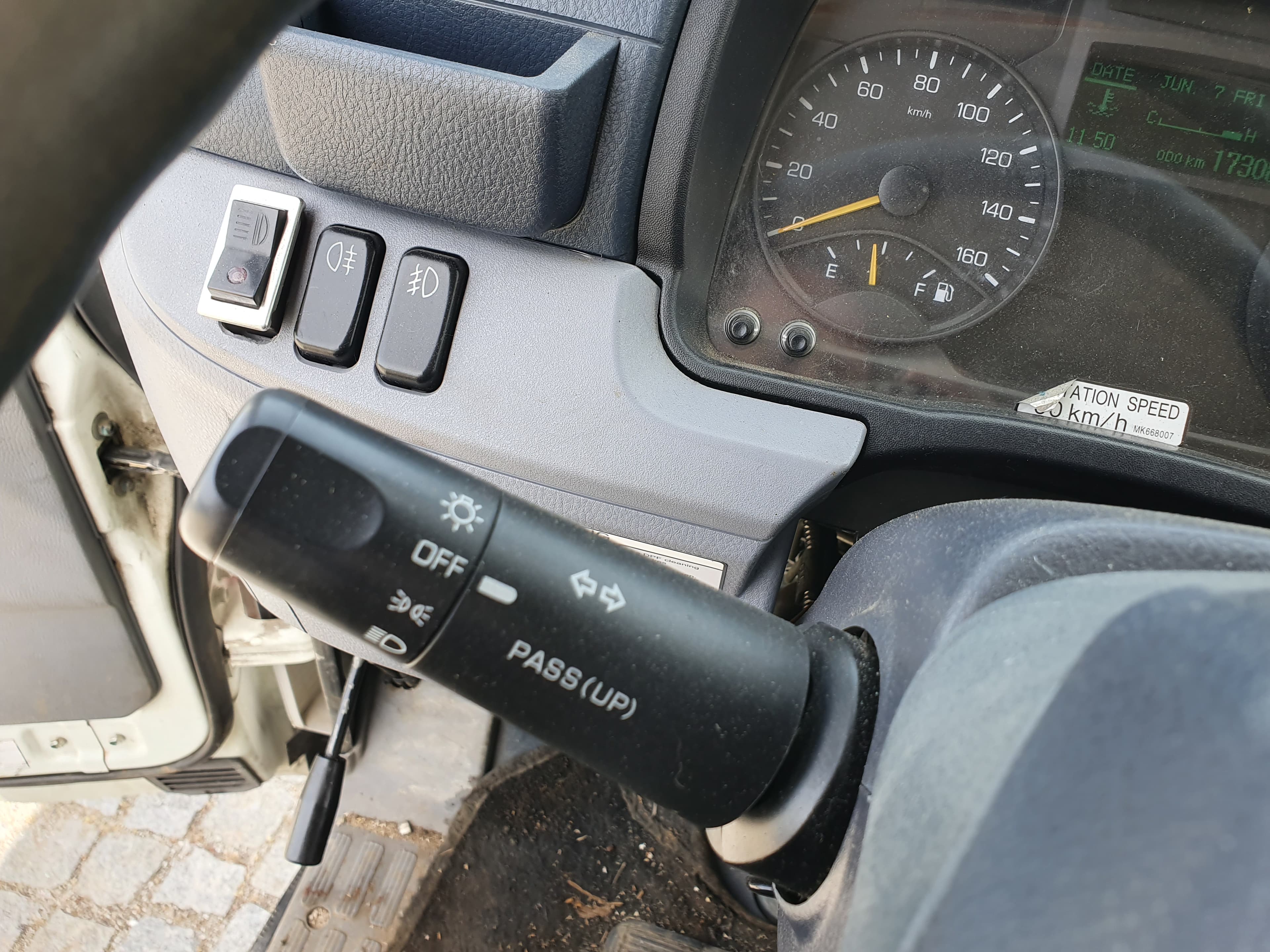 Mitsubishi Canter Fuso 7C18 · Ano 2013 — imagem 7