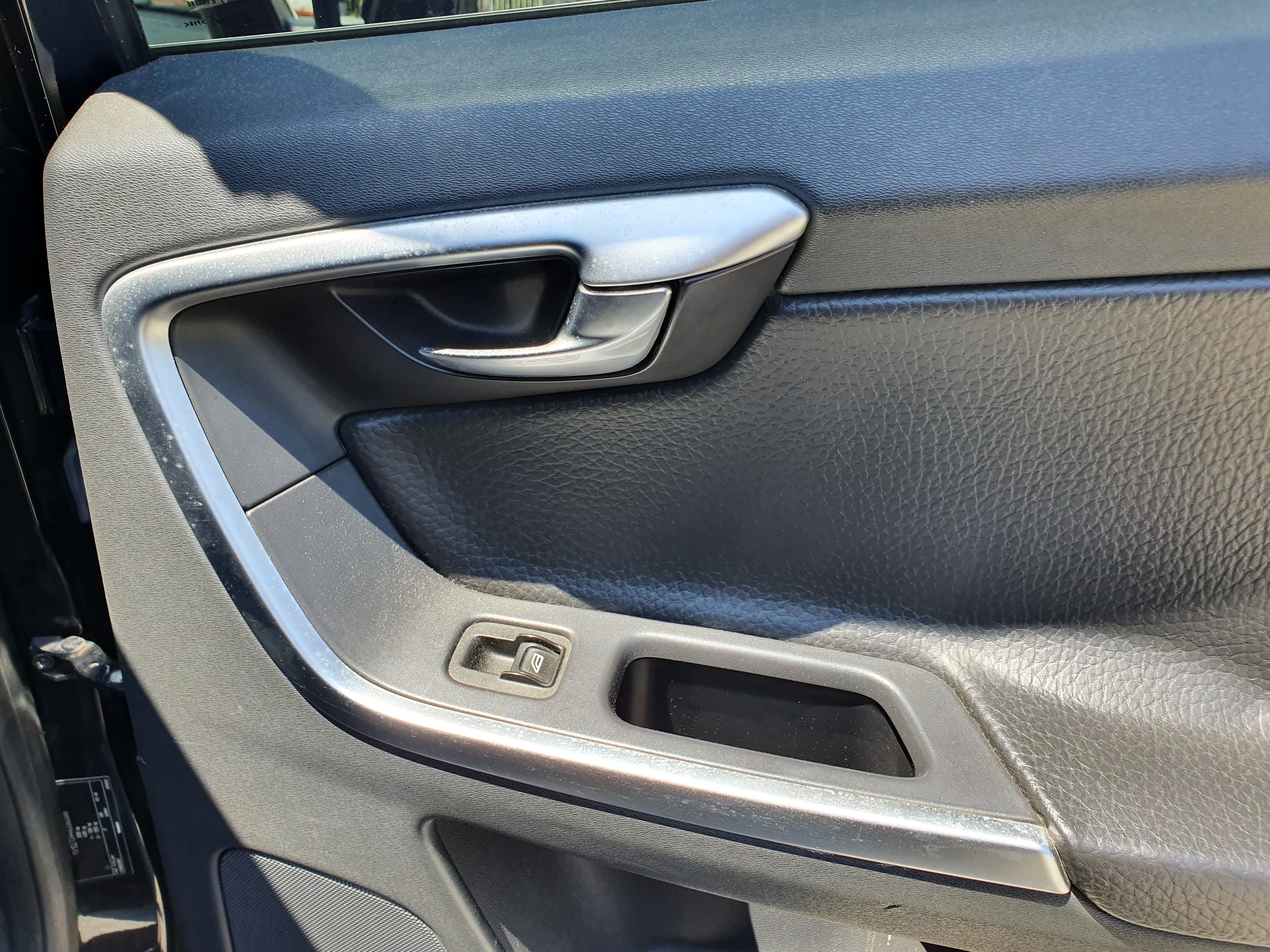 Volvo XC60 · Ano 2009 — imagem 28