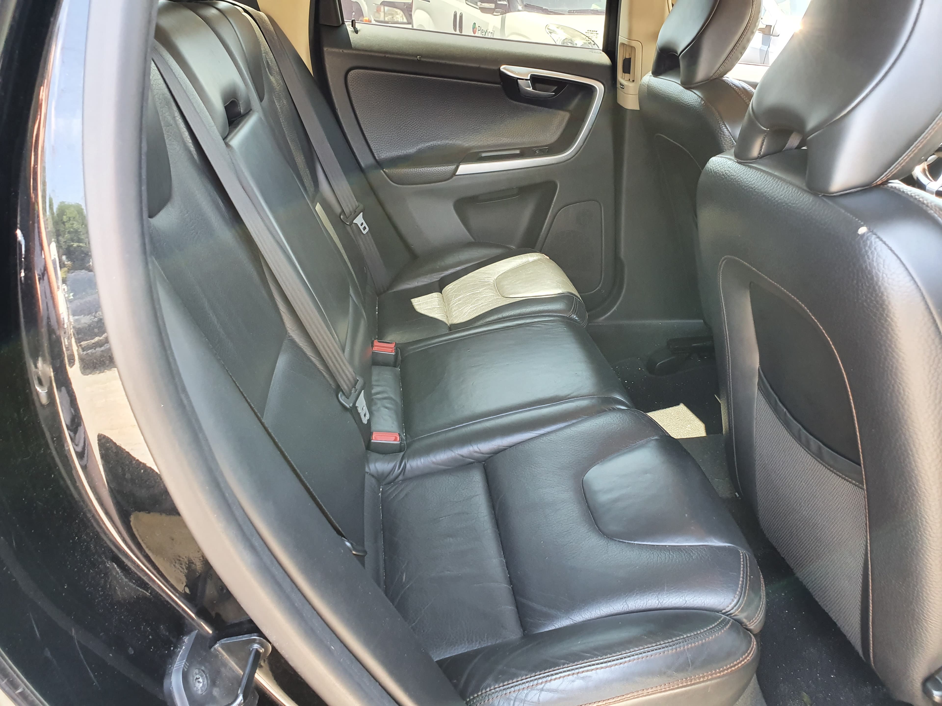 Volvo XC60 · Ano 2009 — imagem 29