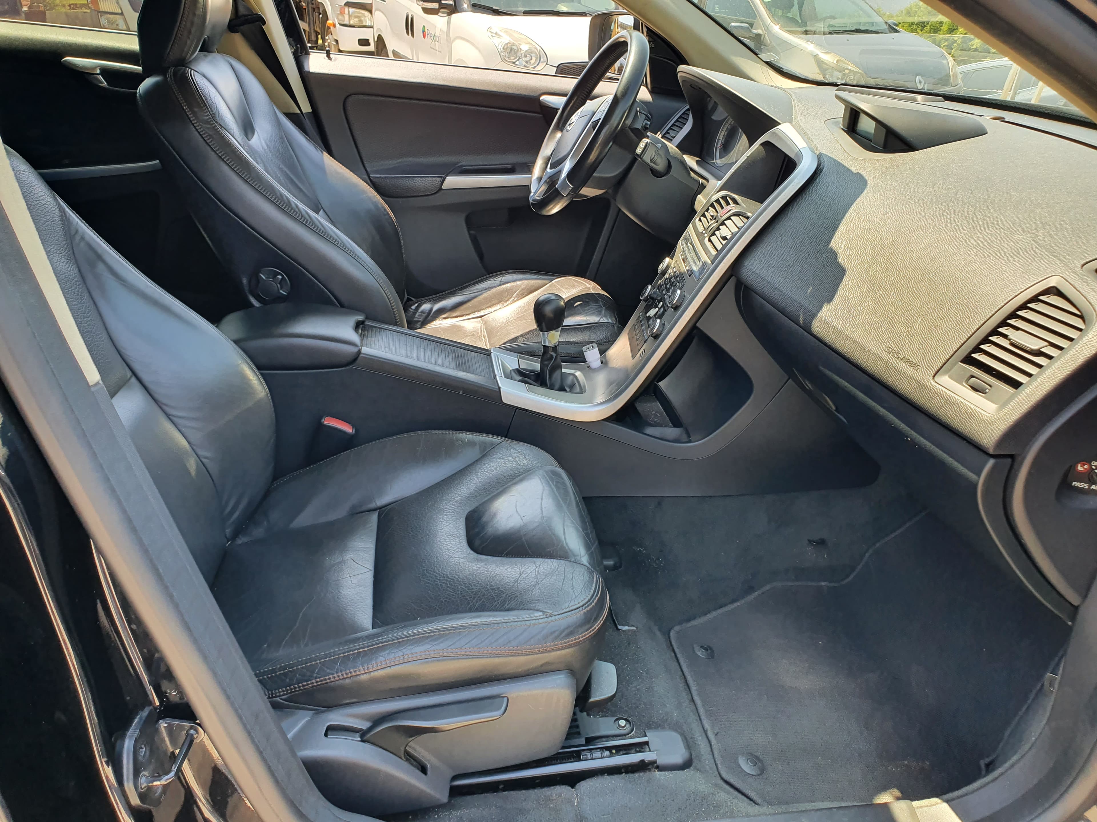 Volvo XC60 · Ano 2009 — imagem 32