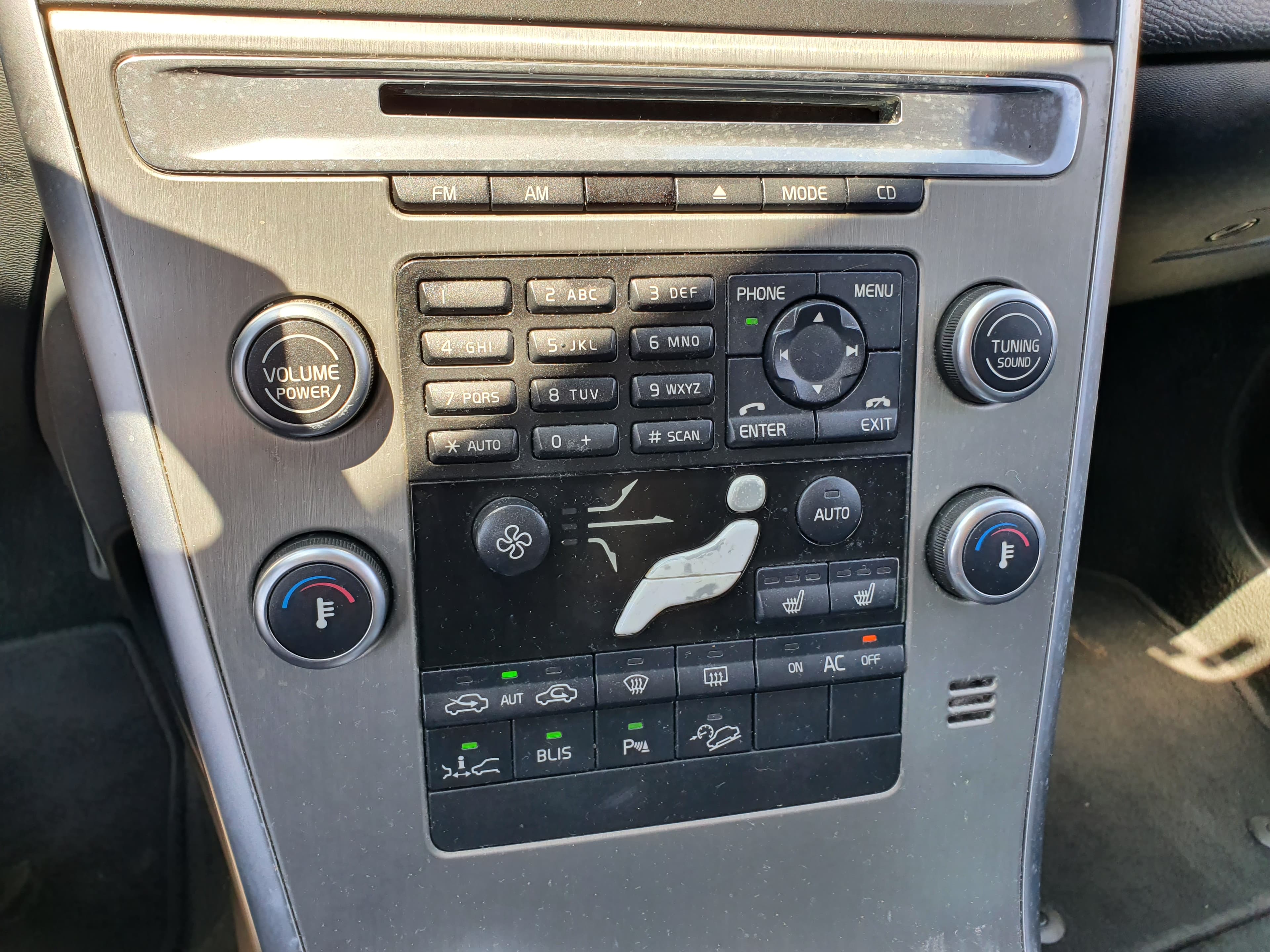 Volvo XC60 · Ano 2009 — imagem 41
