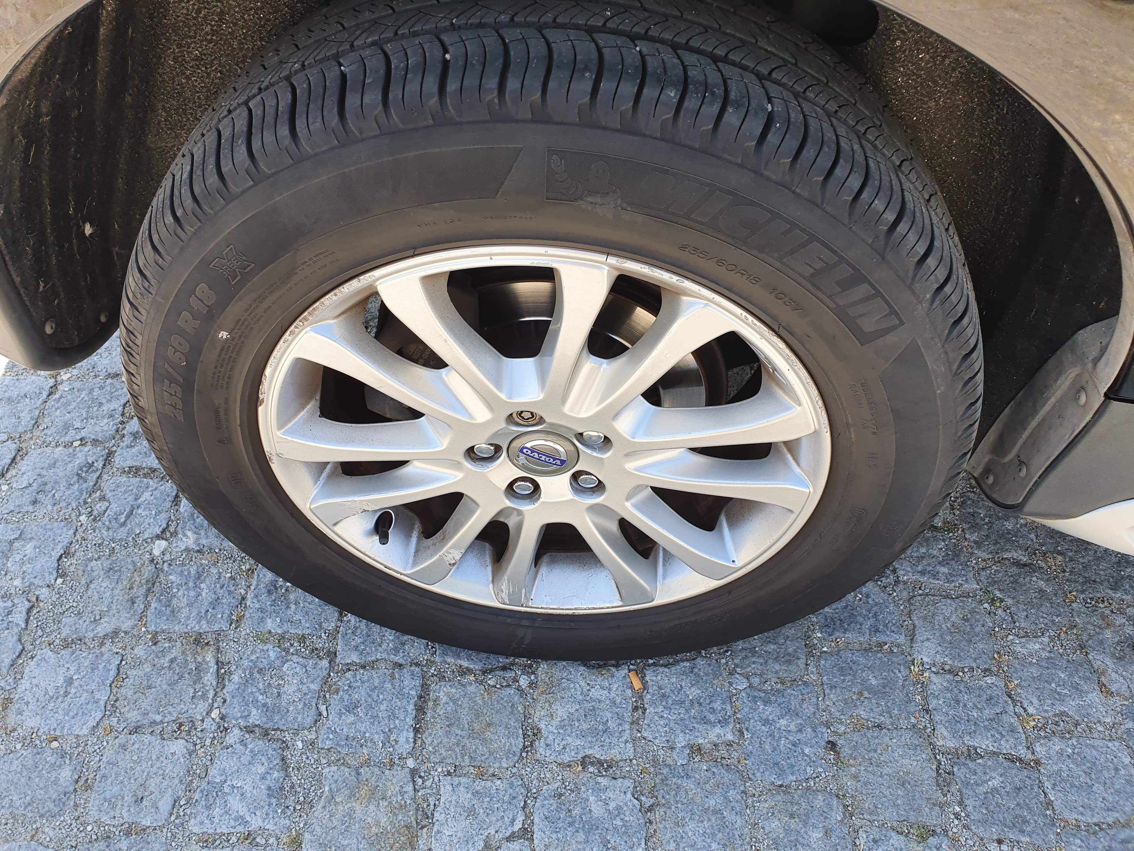 Volvo XC60 · Ano 2009 — imagem 15