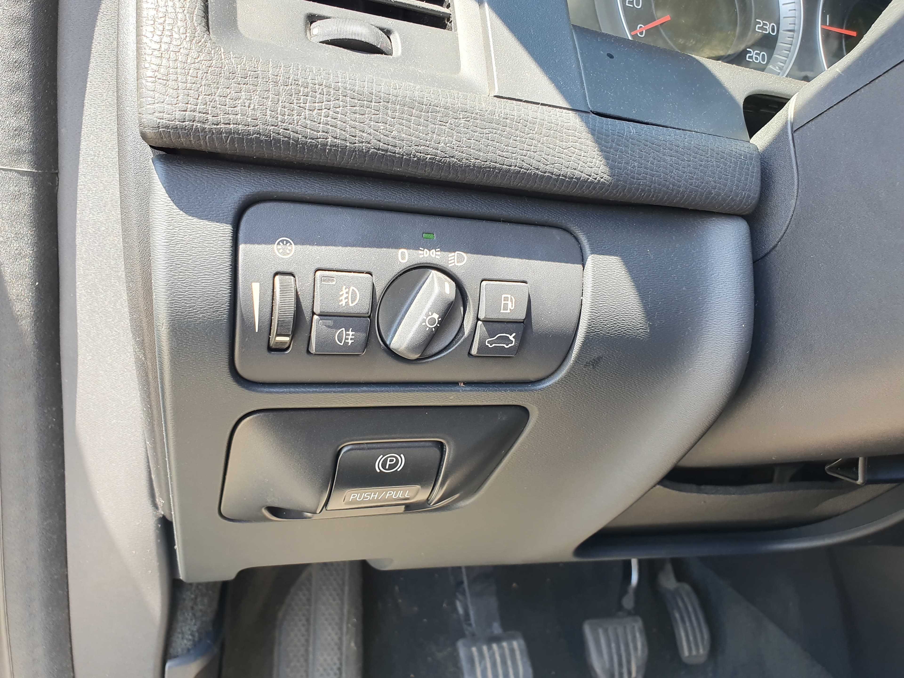 Volvo XC60 · Ano 2009 — imagem 46