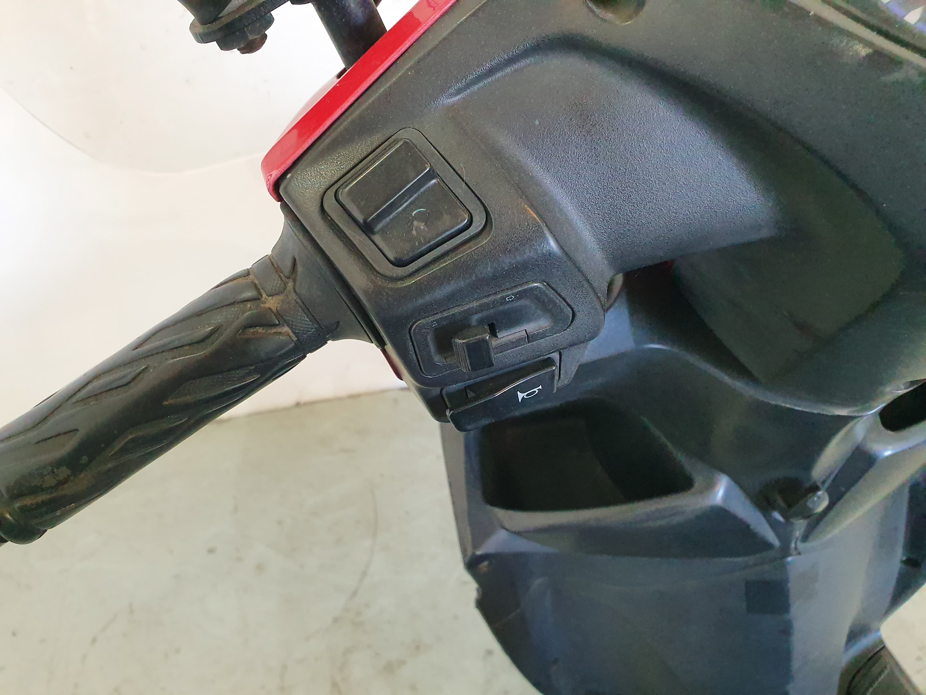 SUZUKI UK 110 Address · Año 2015 — imagen 9
