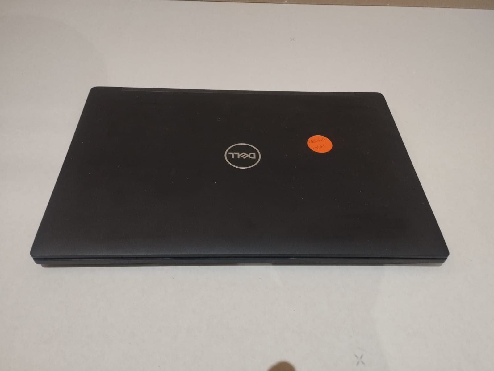 Portátil Dell Latitude 7490 — image 2