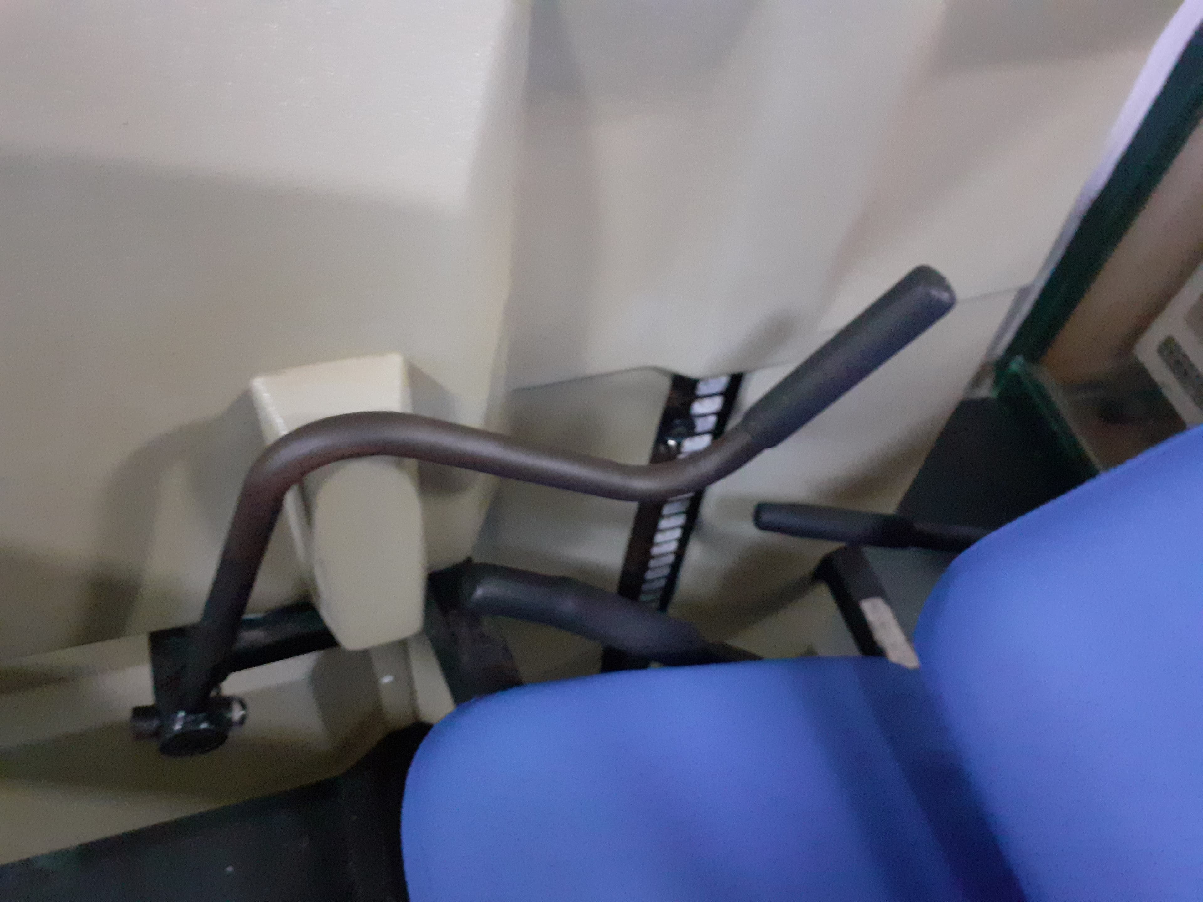 Seated Leg Curl · Leg Extension — imagem 3