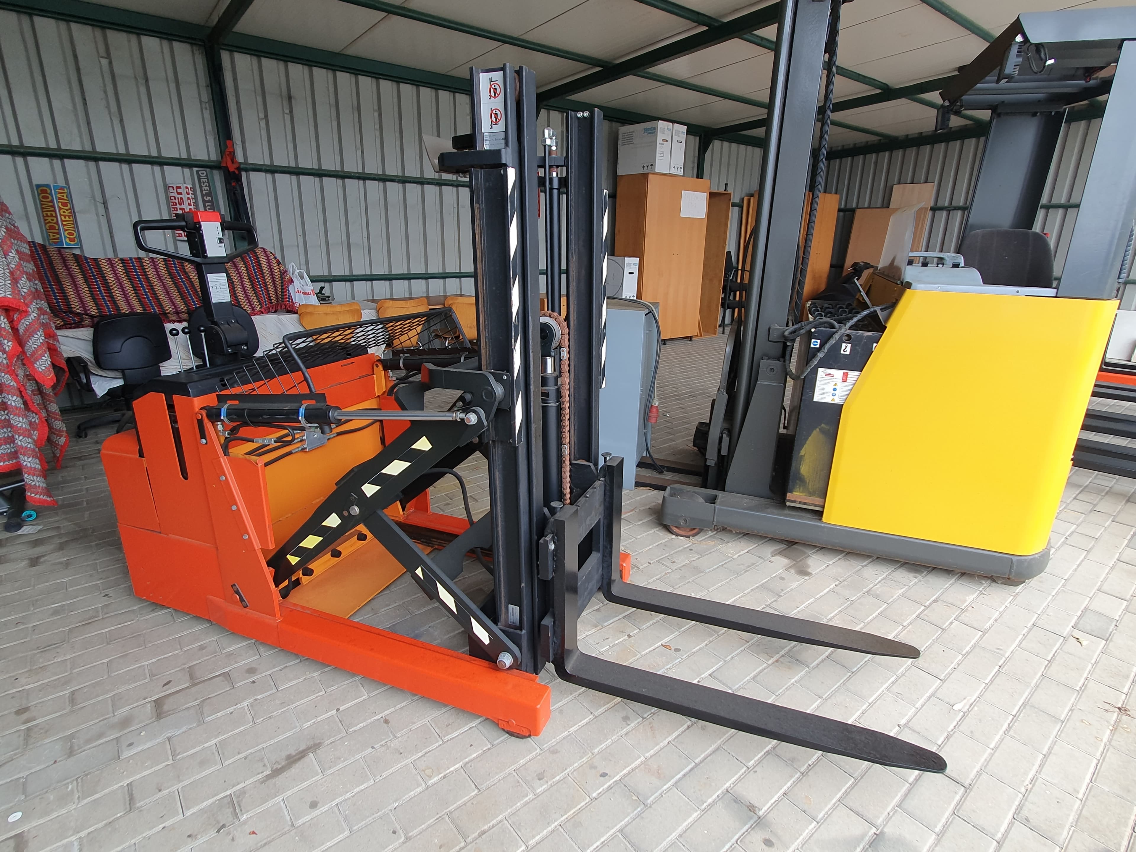 Stacker Retrátil BT RWE 120