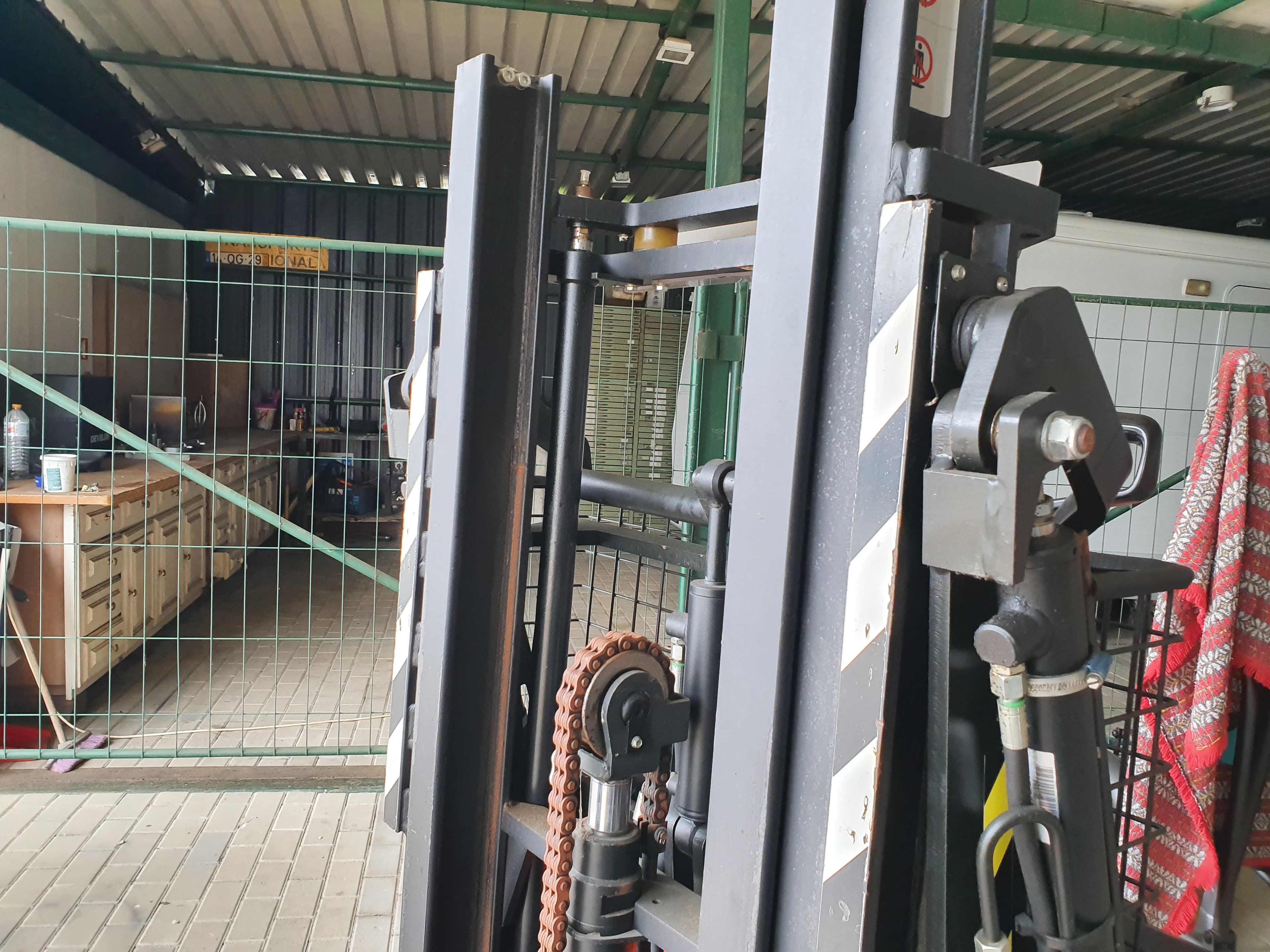 Stacker Retrátil BT RWE 120 — imagem 10