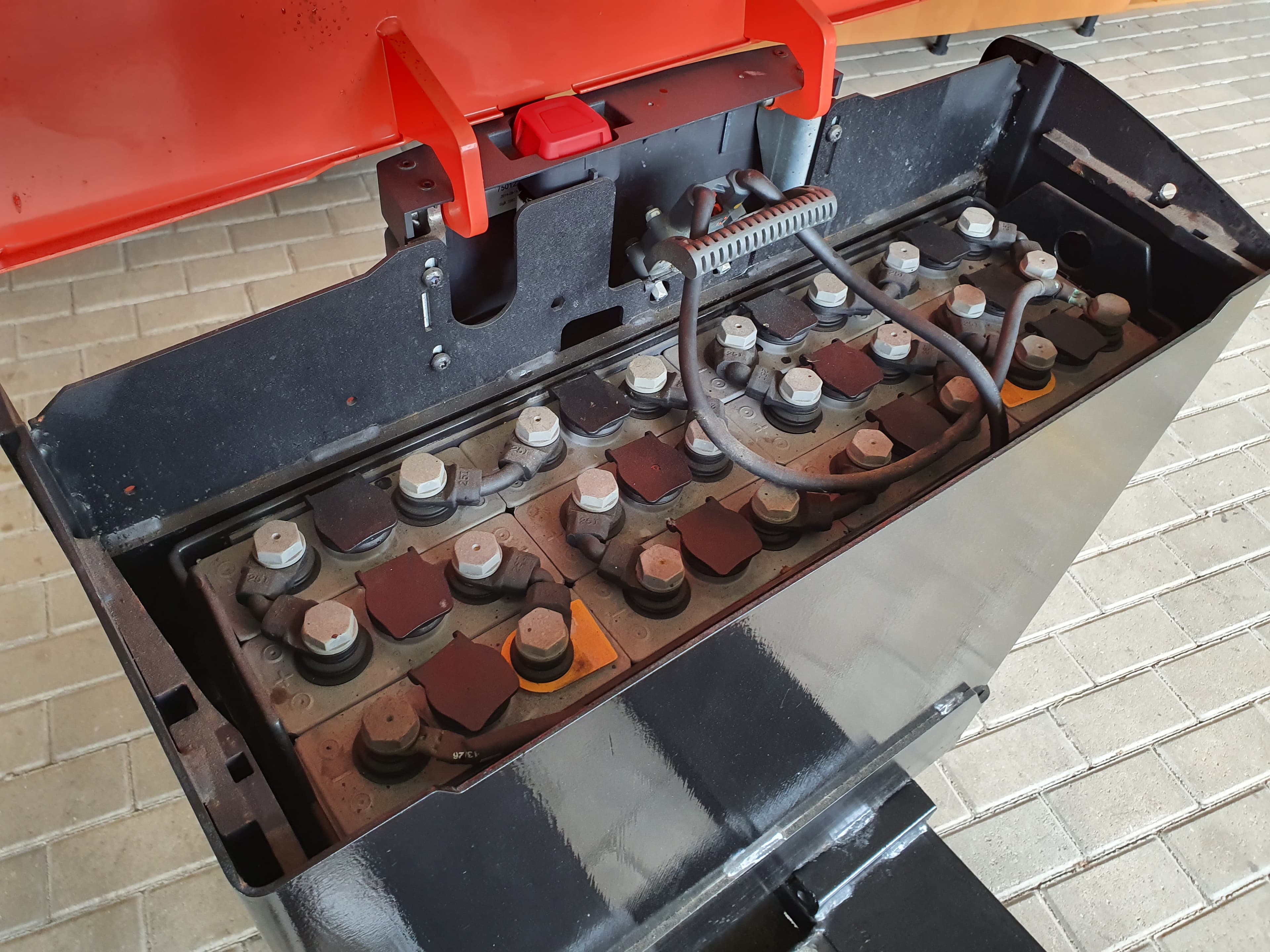 Porta Paletes BT LWE 180 — imagen 8