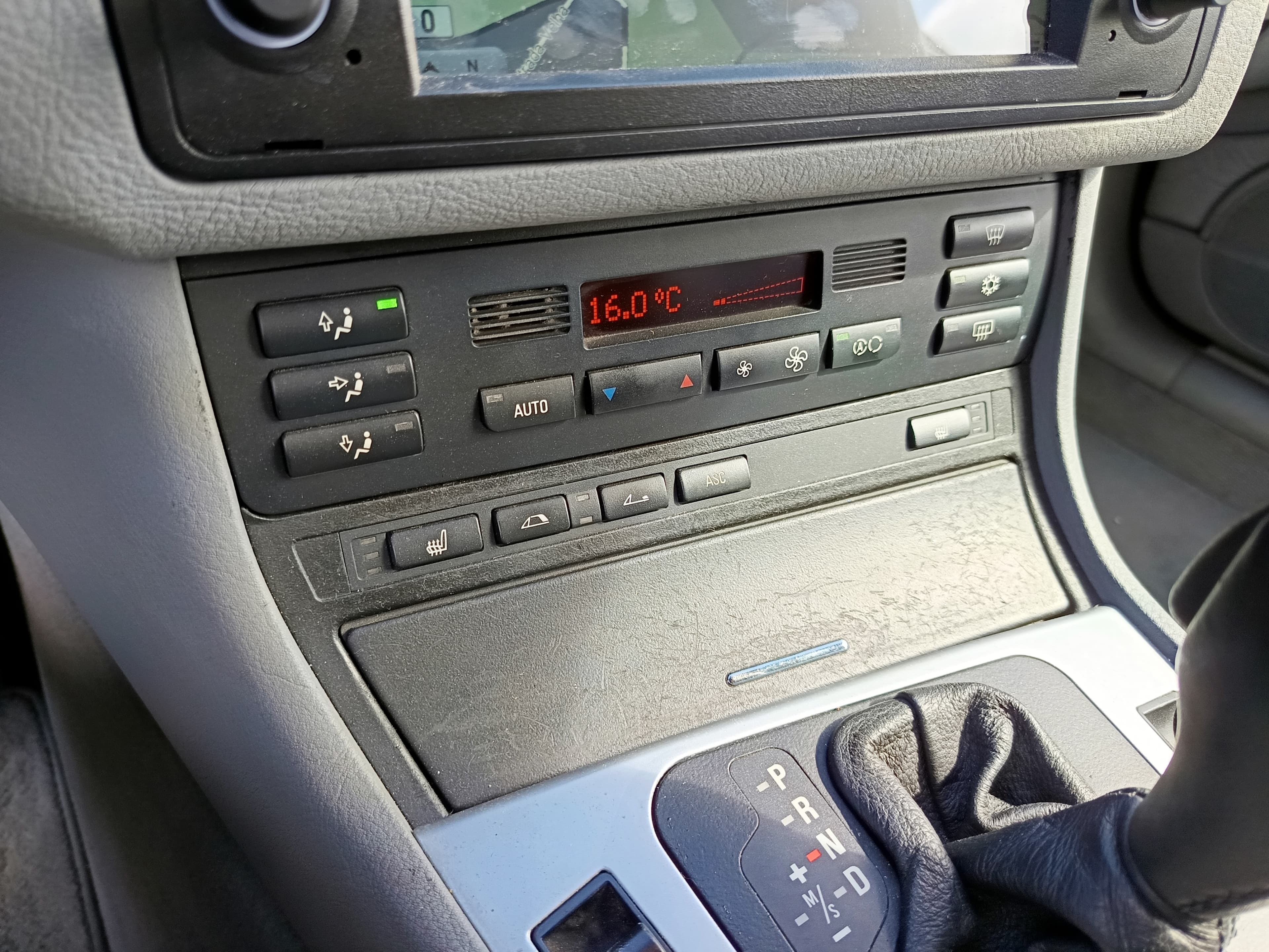 BMW 330 Cabrio · Ano 2000 — image 39