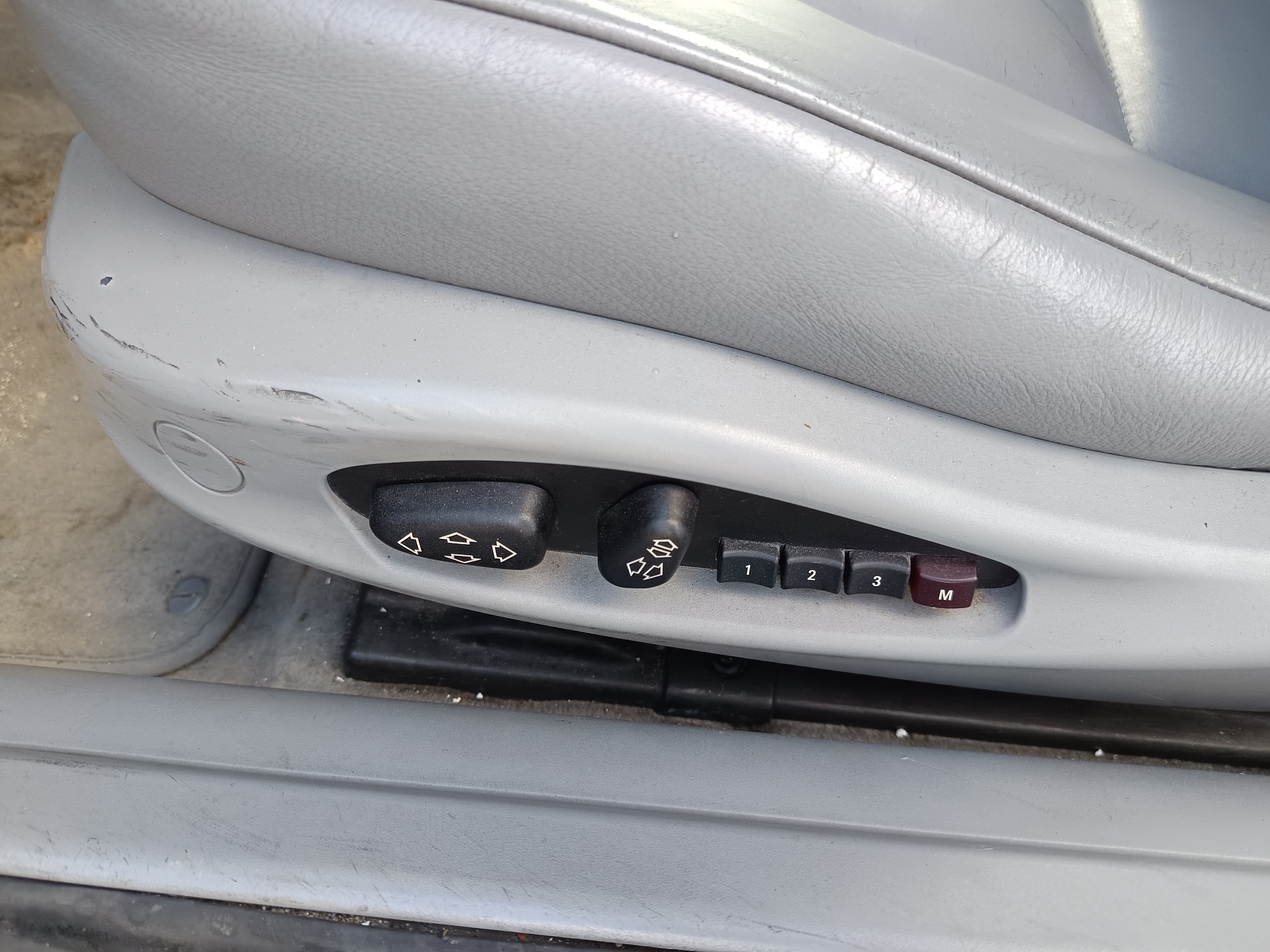 BMW 330 Cabrio · Ano 2000 — image 32