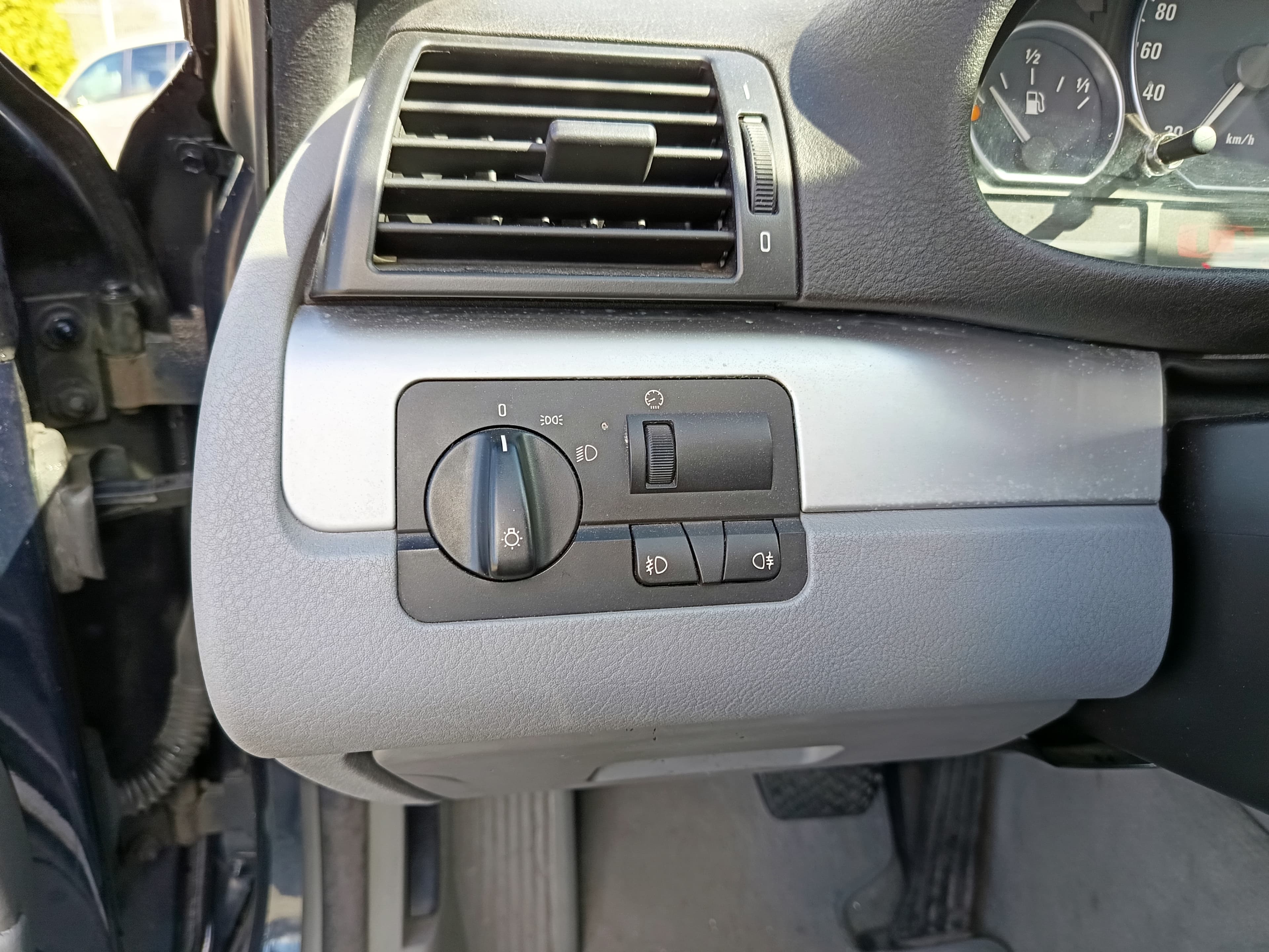 BMW 330 Cabrio · Ano 2000 — image 43