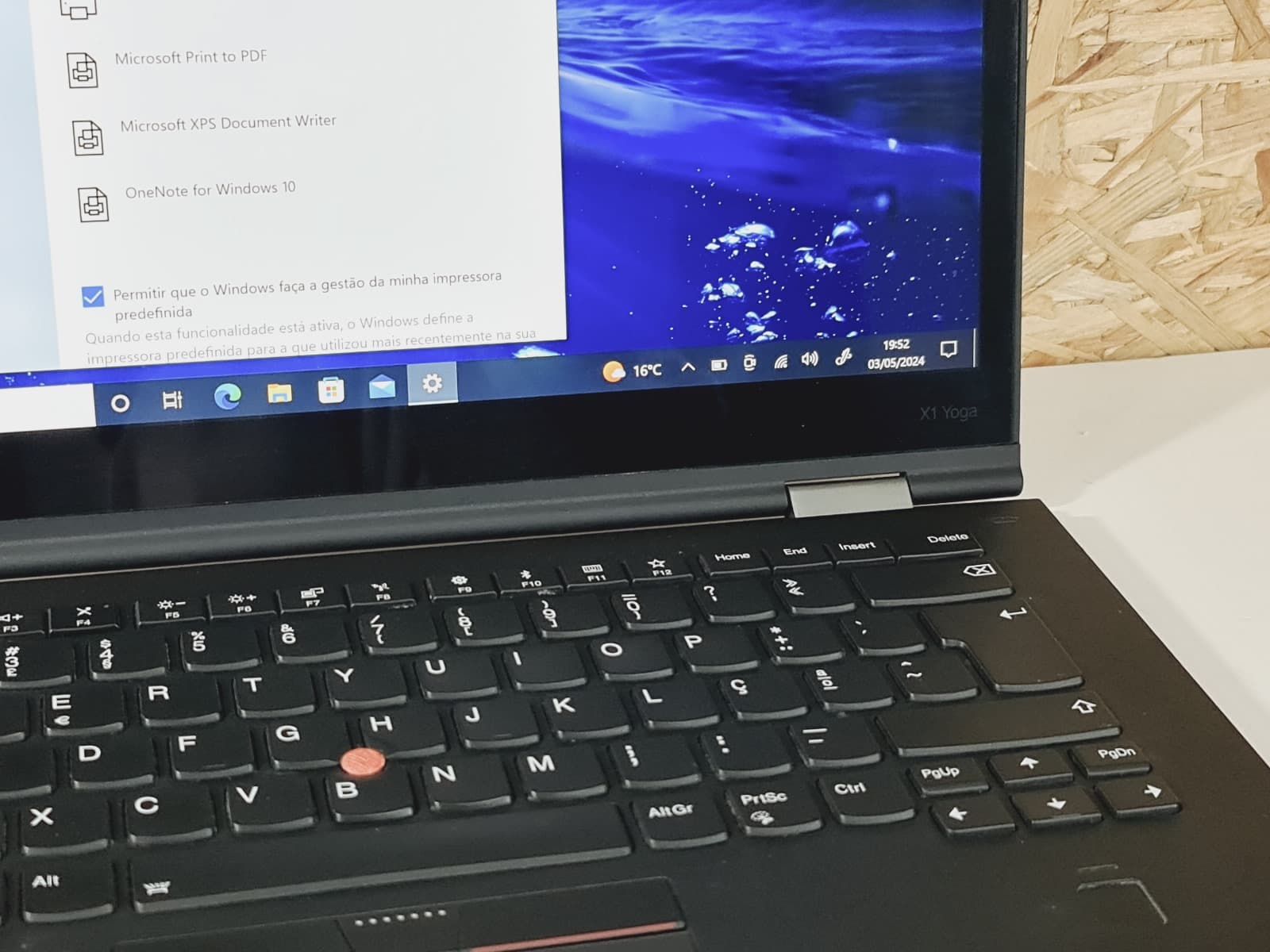 Portable Lenovo ThinkPad X1 Yoga — image 9