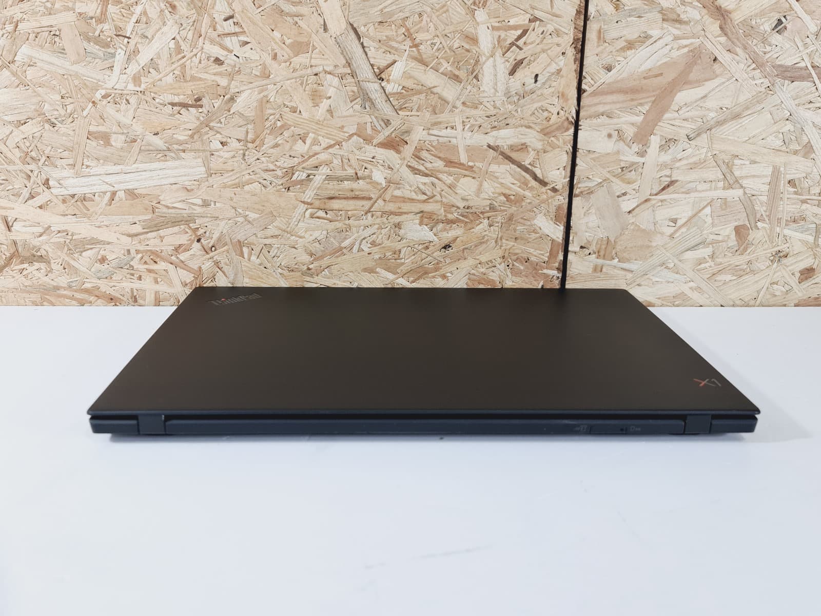 Portátil Lenovo ThinkPad X1 Carbon de 6ª Geração — imagen 2