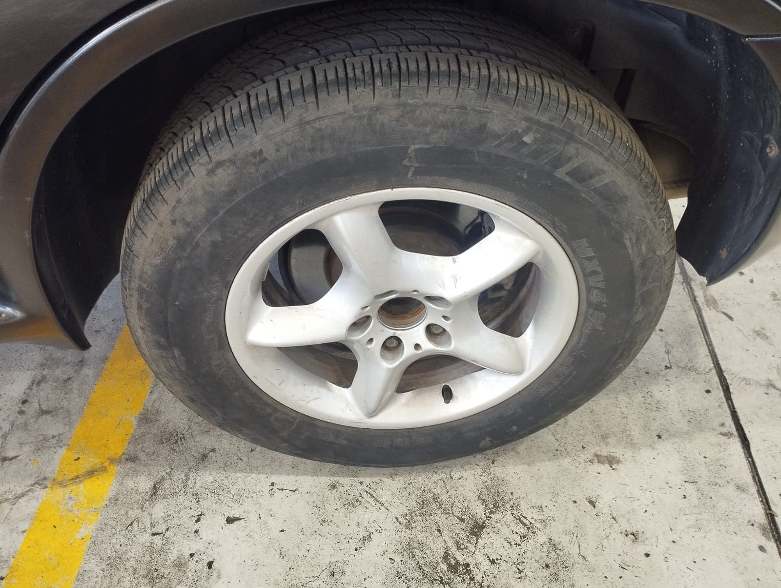 BMW X5 · Ano 2005 — imagen 17