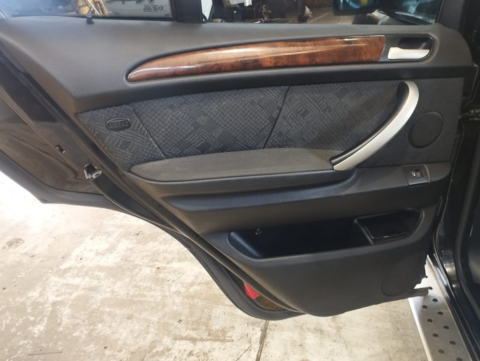 BMW X5 · Ano 2005 — imagen 6
