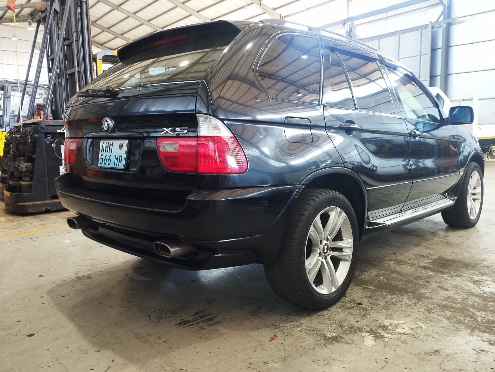 BMW X5 · Ano 2005 — imagen 29