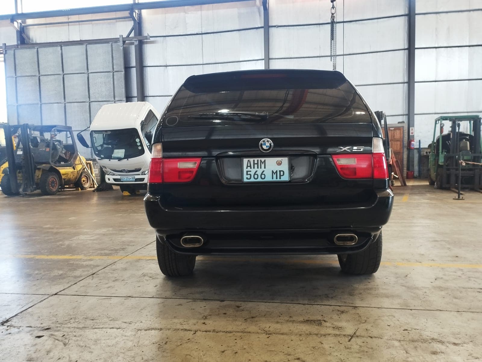 BMW X5 · Ano 2005 — imagen 27