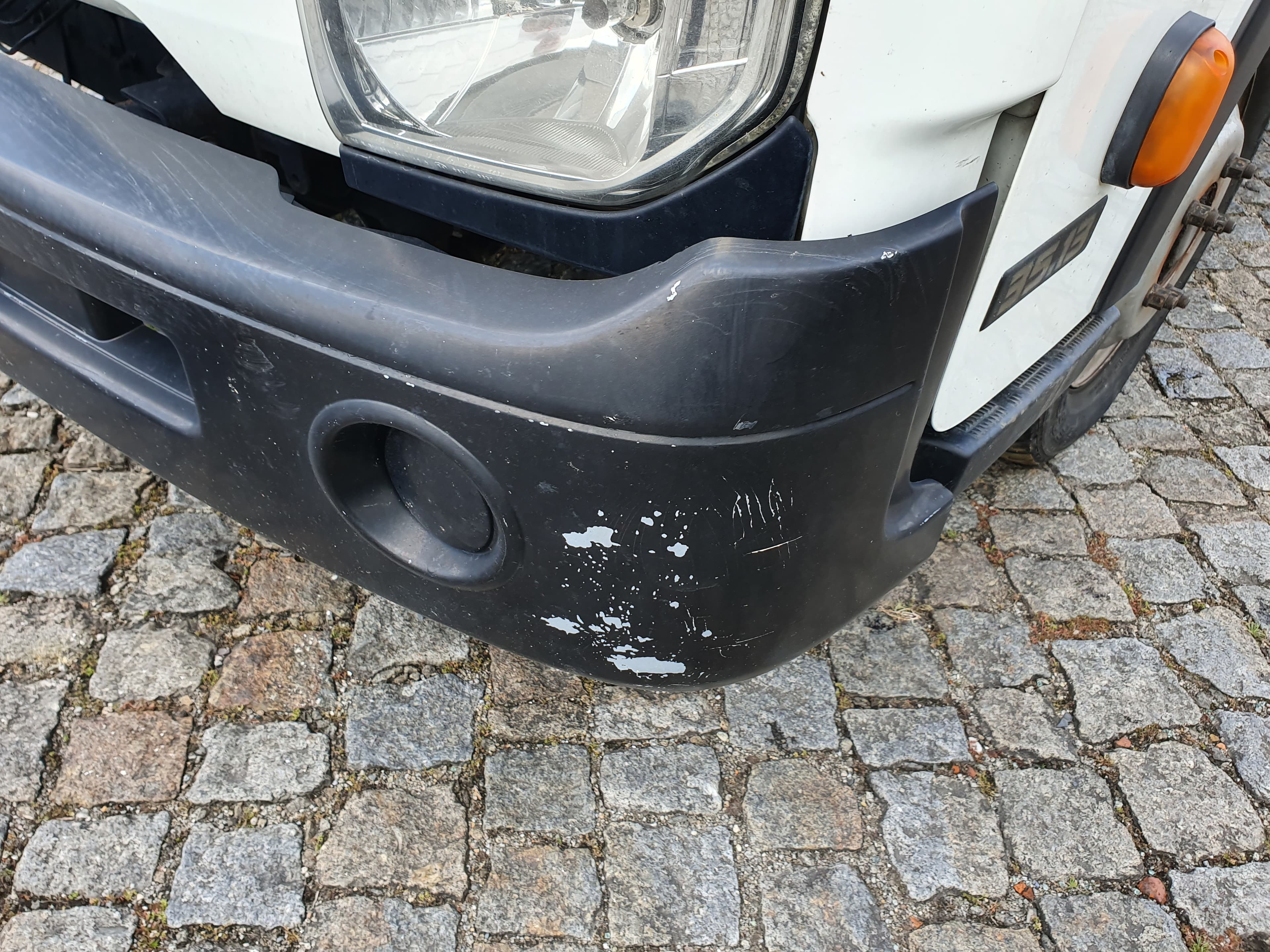 Nissan Cabstar 35.13 · Ano 2010 — imagen 12
