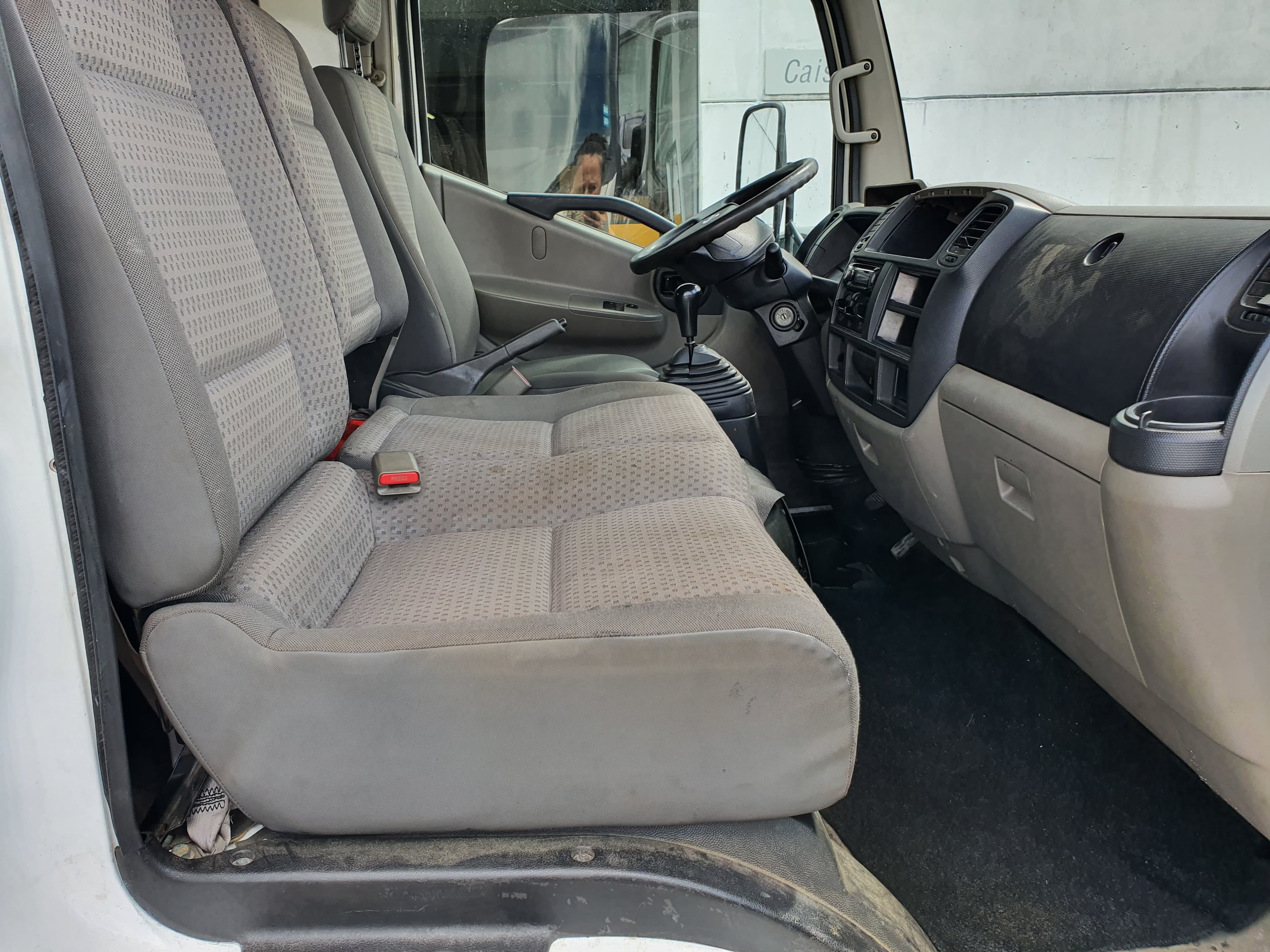 Nissan Cabstar 35.13 · Ano 2010 — imagen 33