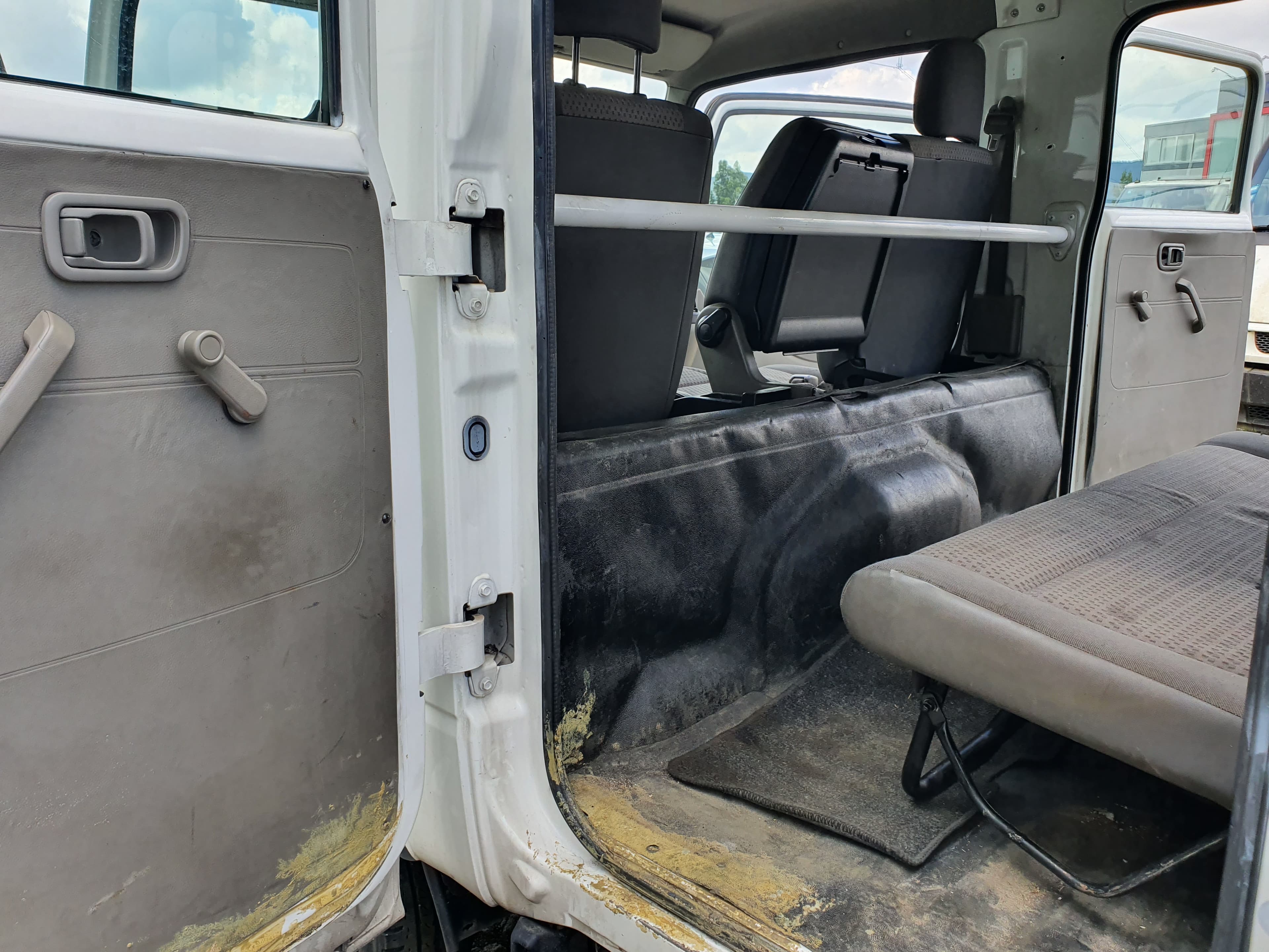 Nissan Cabstar 35.13 · Ano 2010 — imagen 14