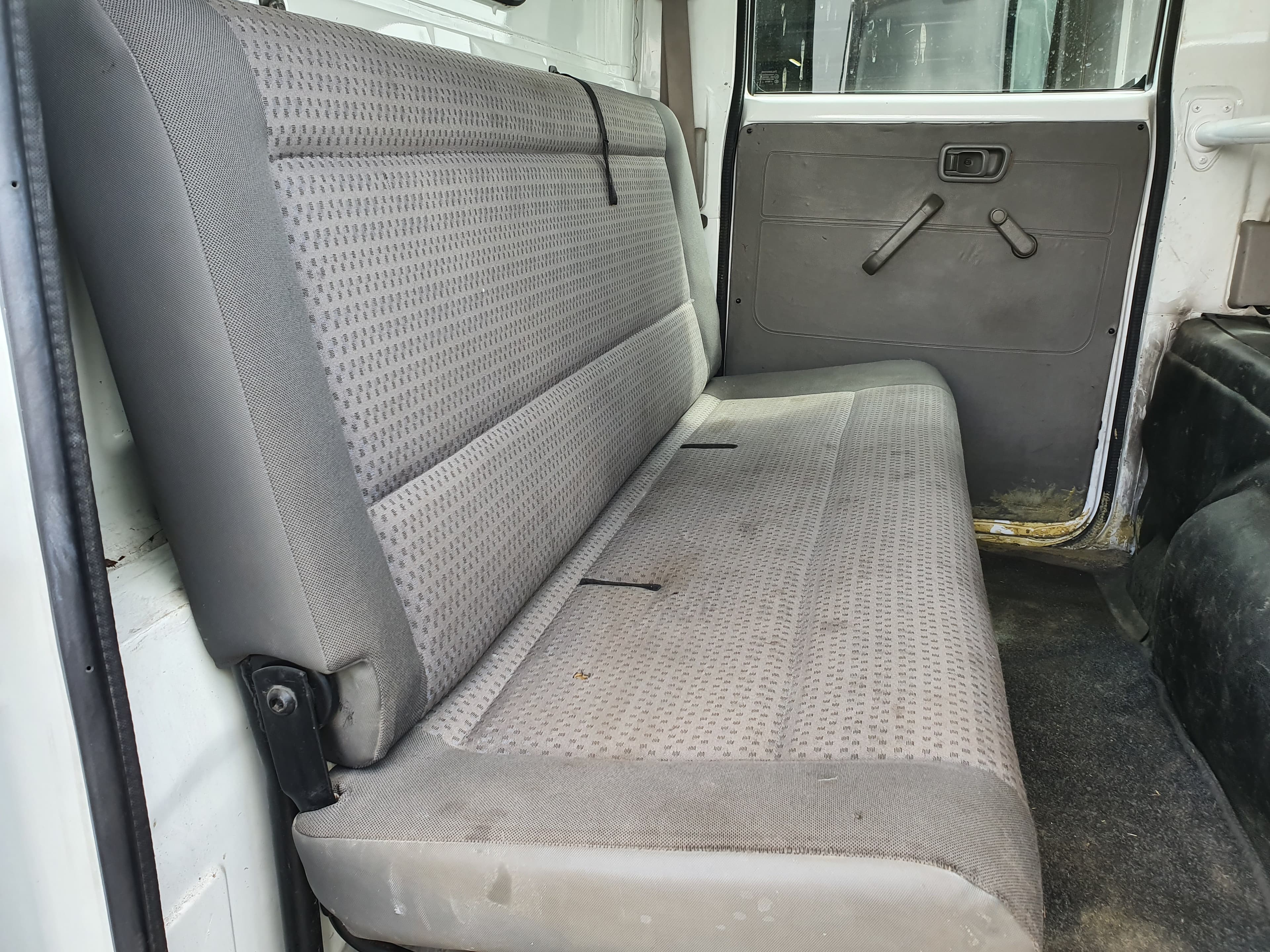 Nissan Cabstar 35.13 · Ano 2010 — imagen 38