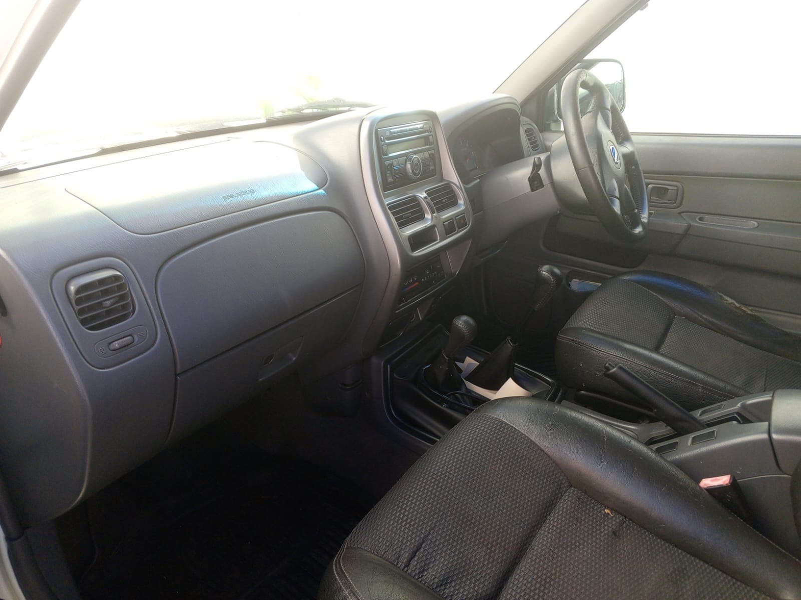Nissan NP300 Hardbody · Ano 2013 — imagen 5