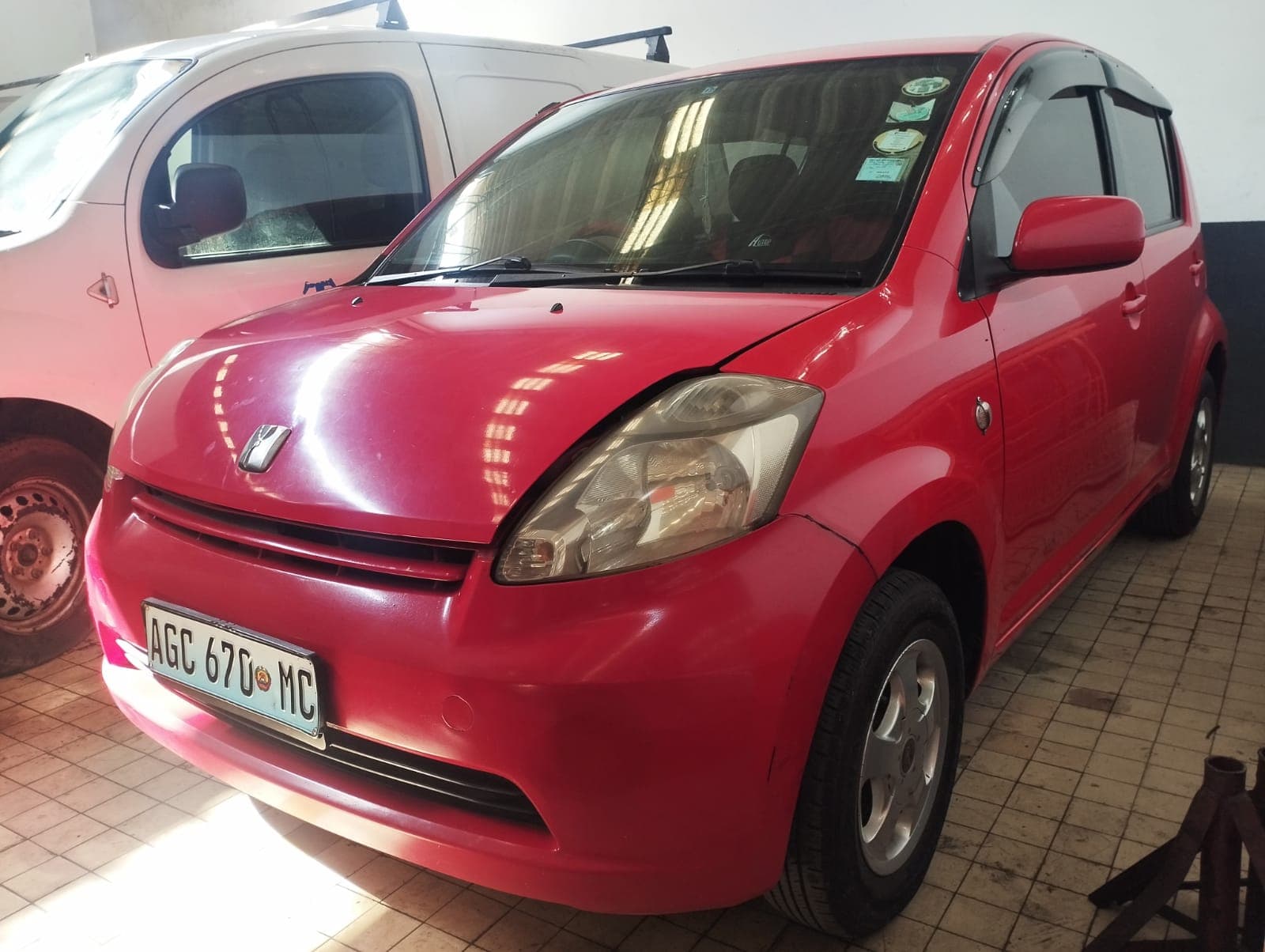 Toyota Passo · Ano 2005 — imagem 5