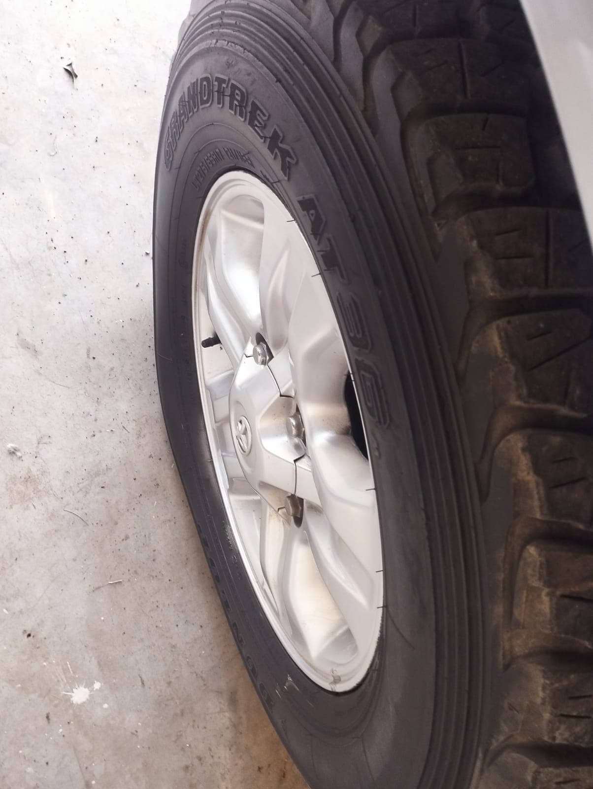 Toyota Land Cruiser V8 · Ano 2006 — imagen 7