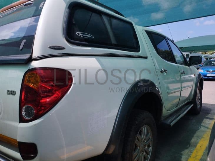 Mitsubishi L200 Triton · Ano 2008 — image 6