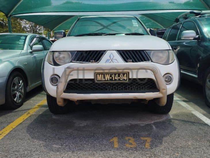 Mitsubishi L200 Triton · Ano 2008 — image 2