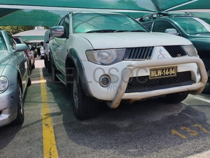 Mitsubishi L200 Triton · Ano 2008 — image 4