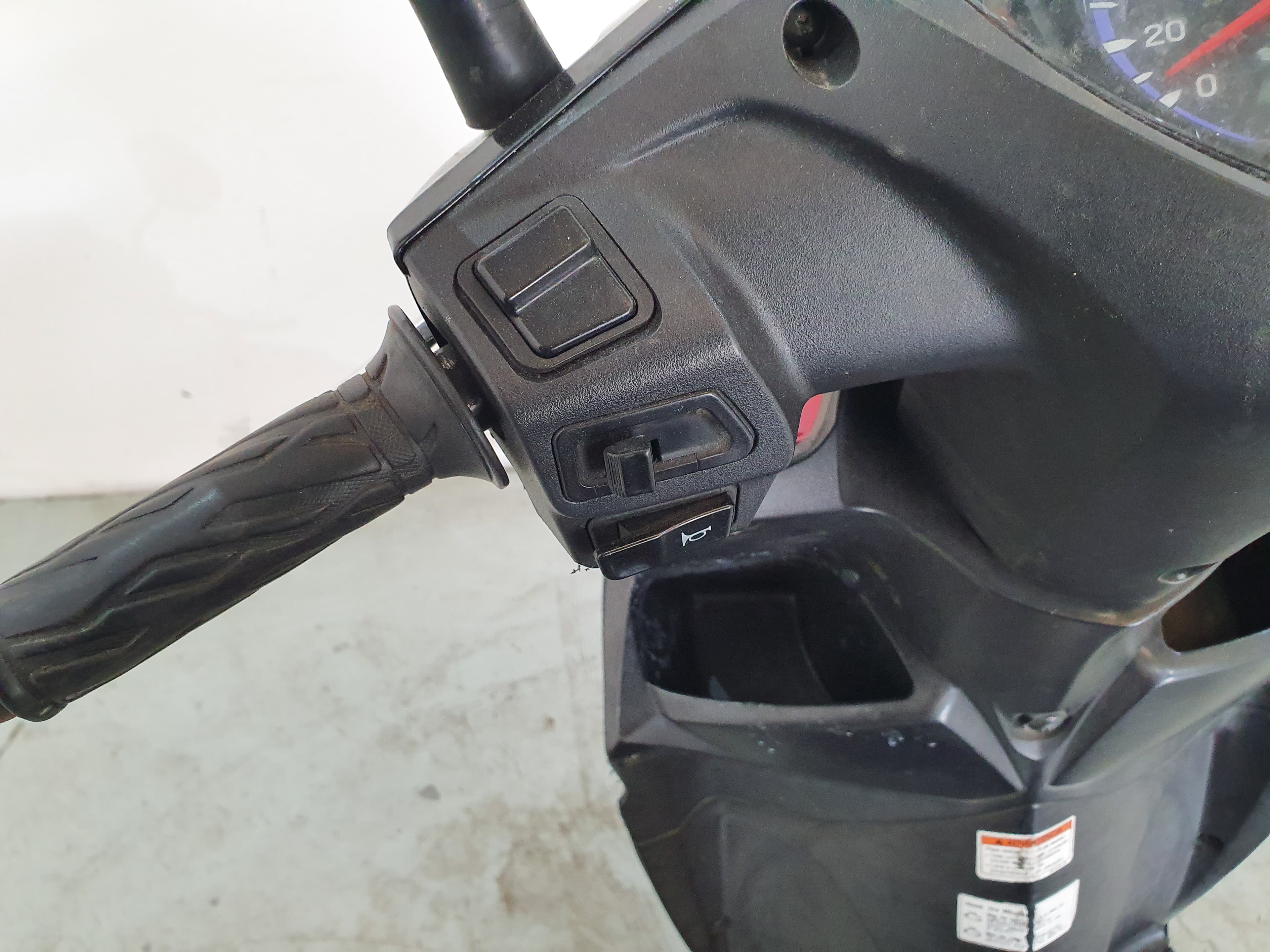 SUZUKI UK 110 Address · Año 2015 — imagen 8