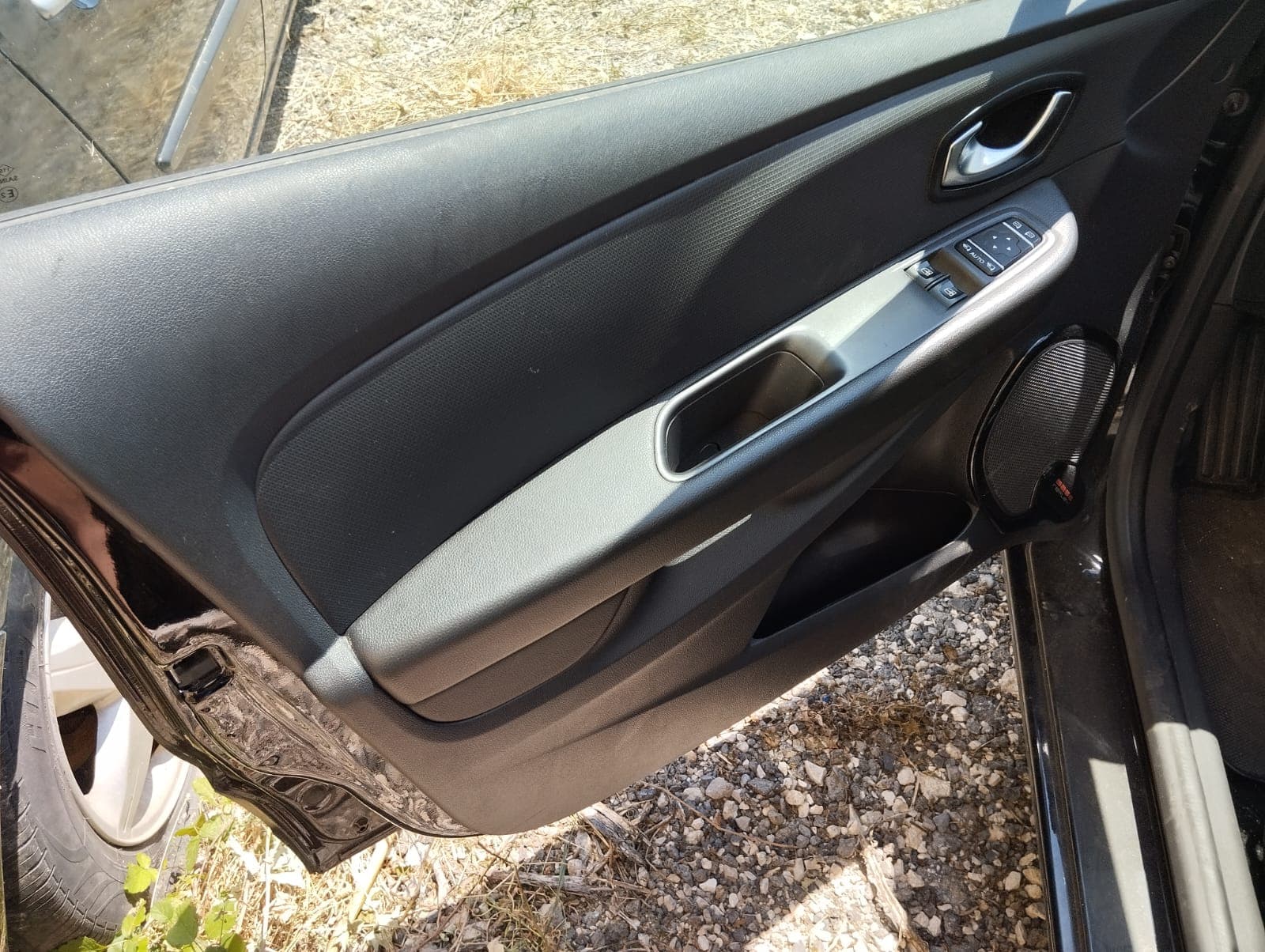 Renault Clio IV Fase II · Ano 2019 — imagen 11