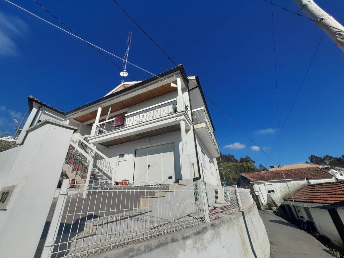 Moradia c/ Terreno · Gove, Baião — imagem 5