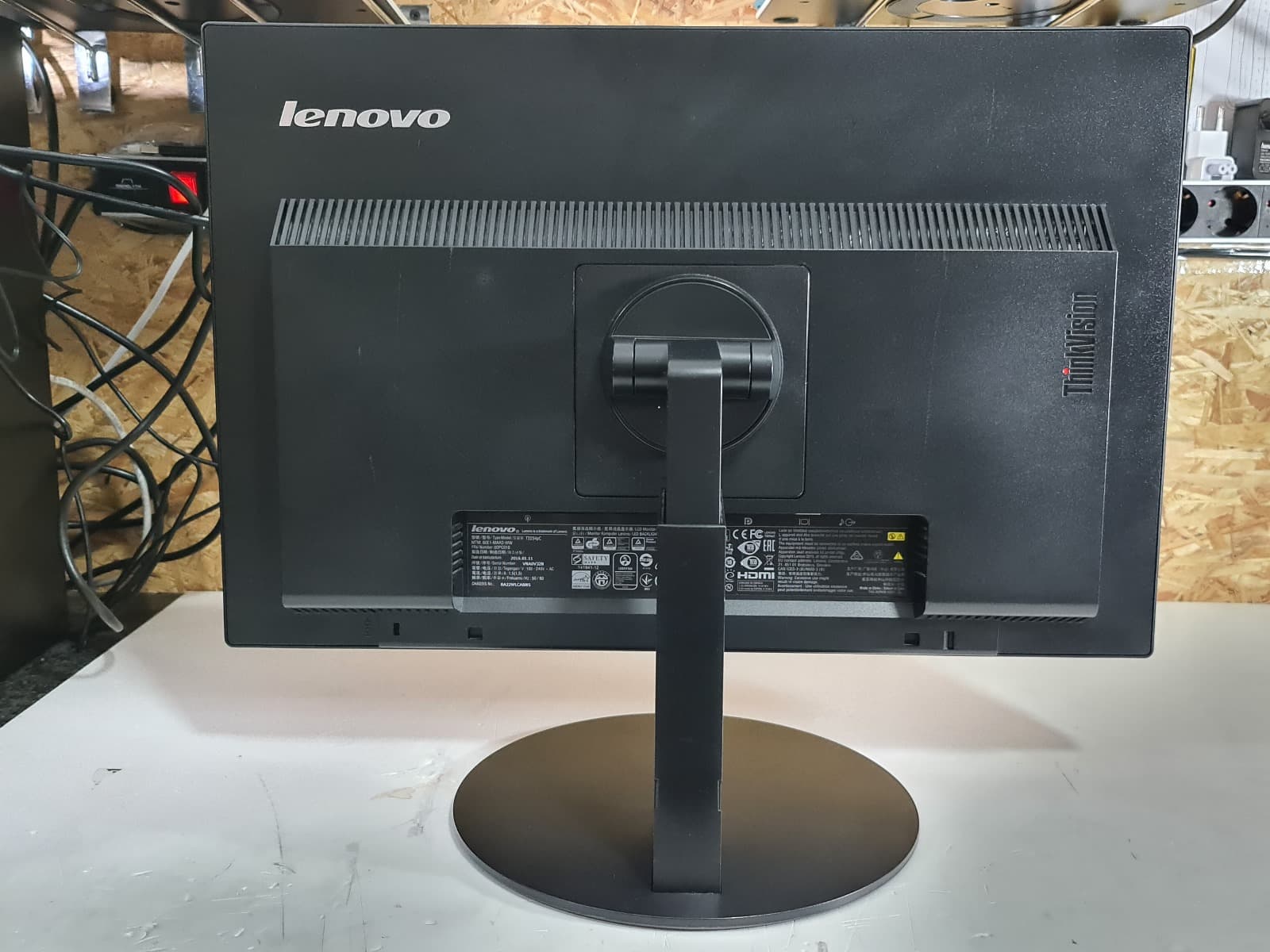 Computador HP WorkStation Z440 — image 31