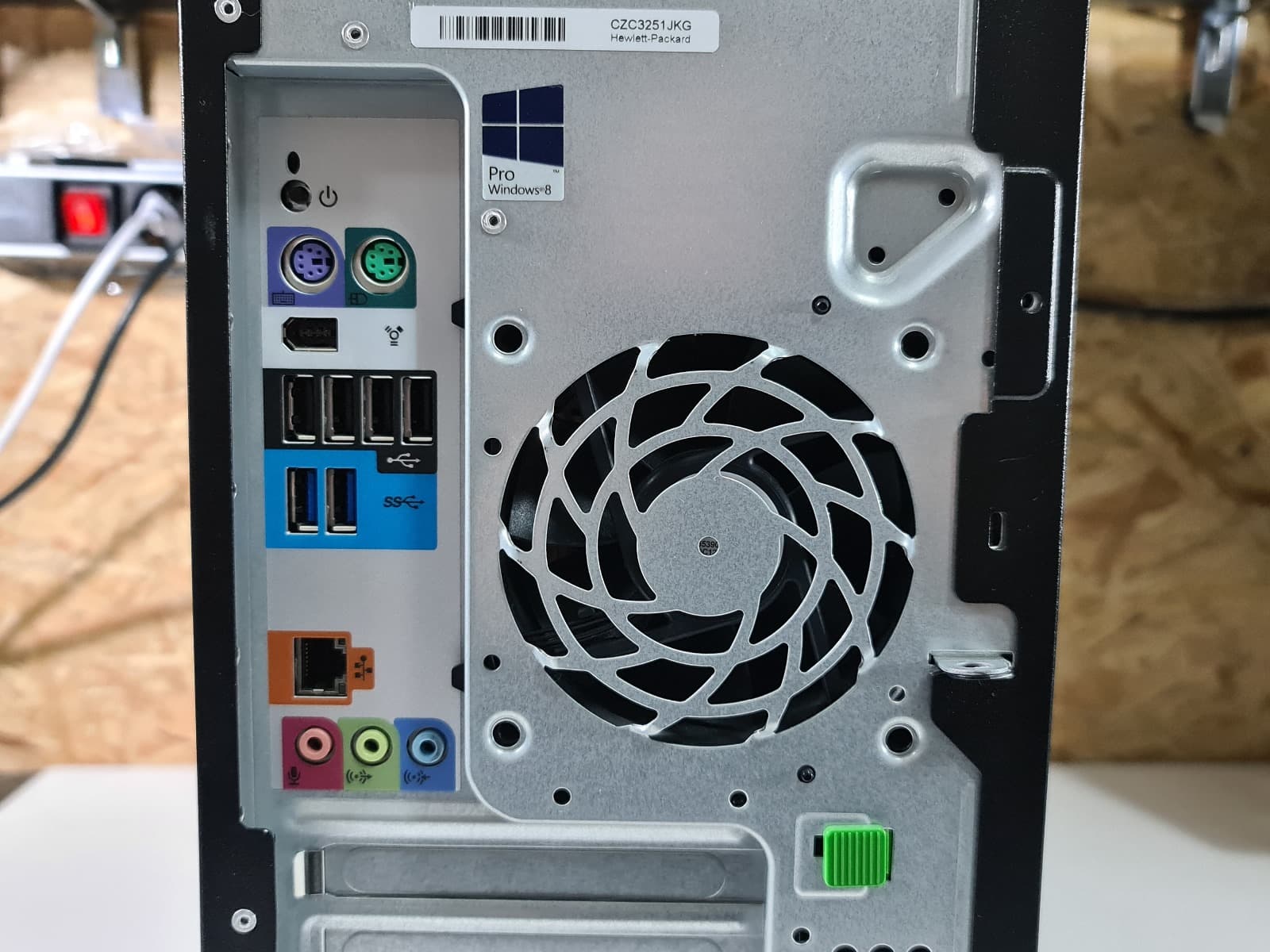 Computador HP WorkStation Z440 — imagen 30