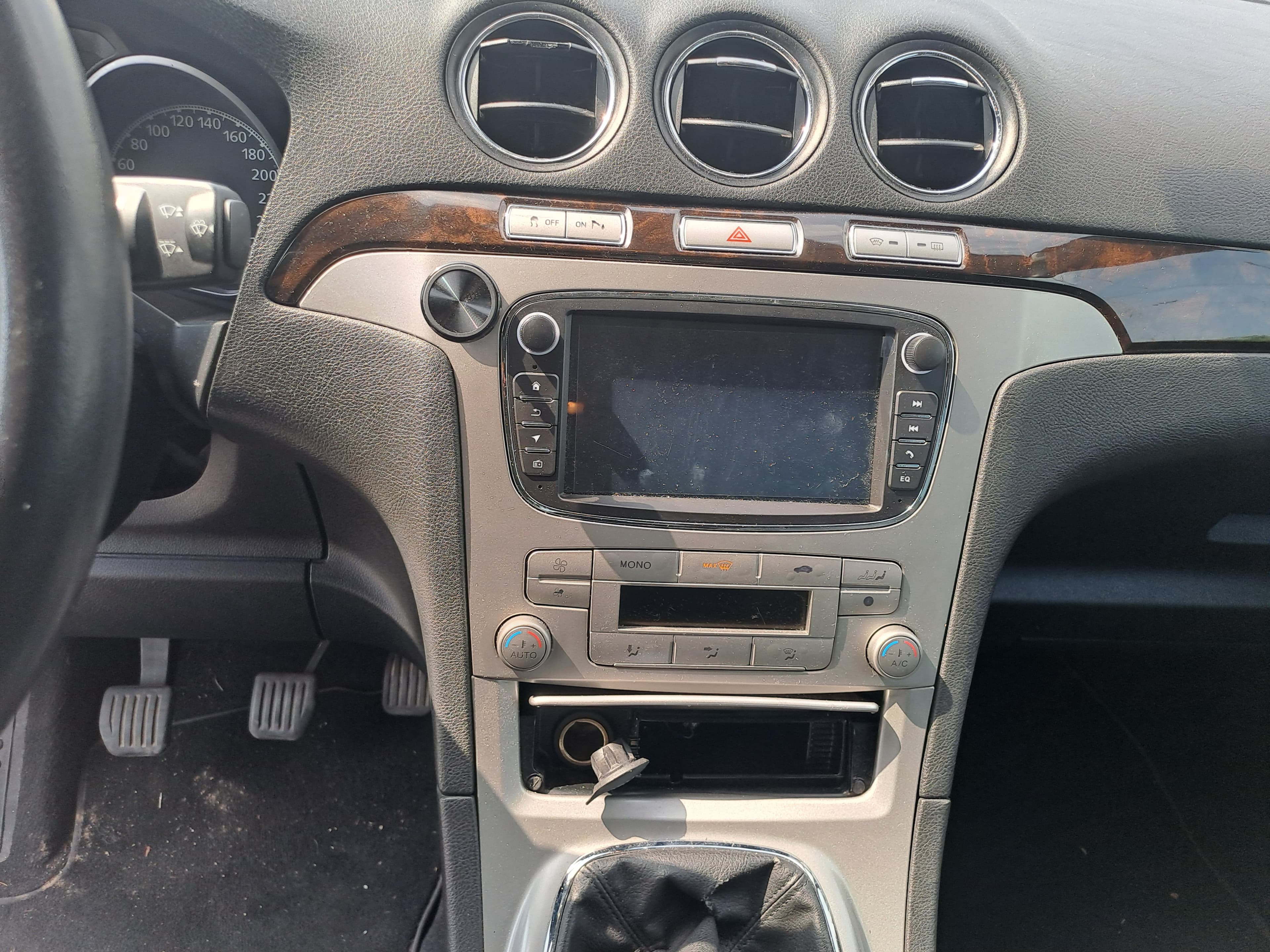 Ford Galaxy TDCI · Ano 2007 — image 25